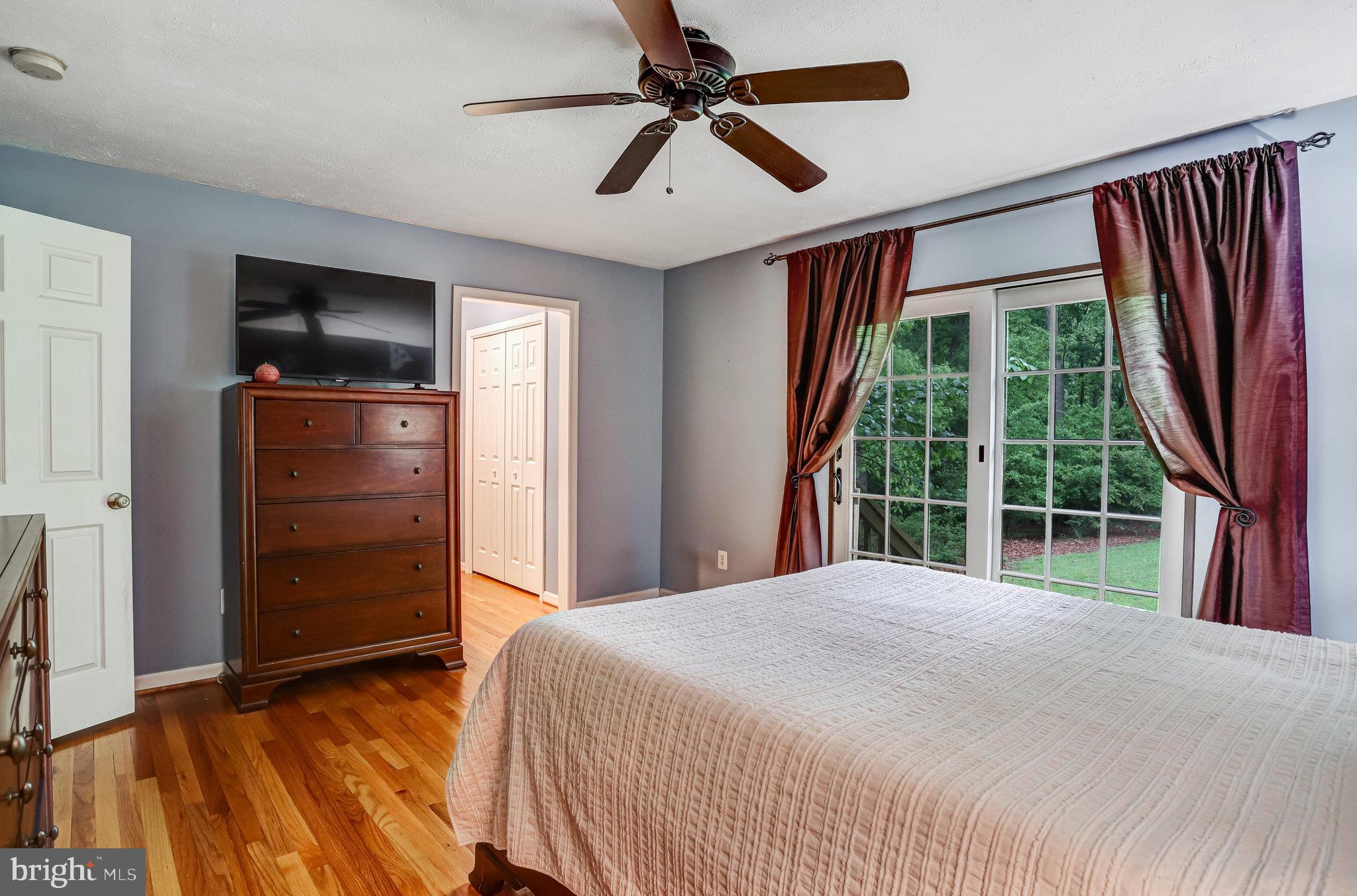 LINGANORE VIEW - Residential