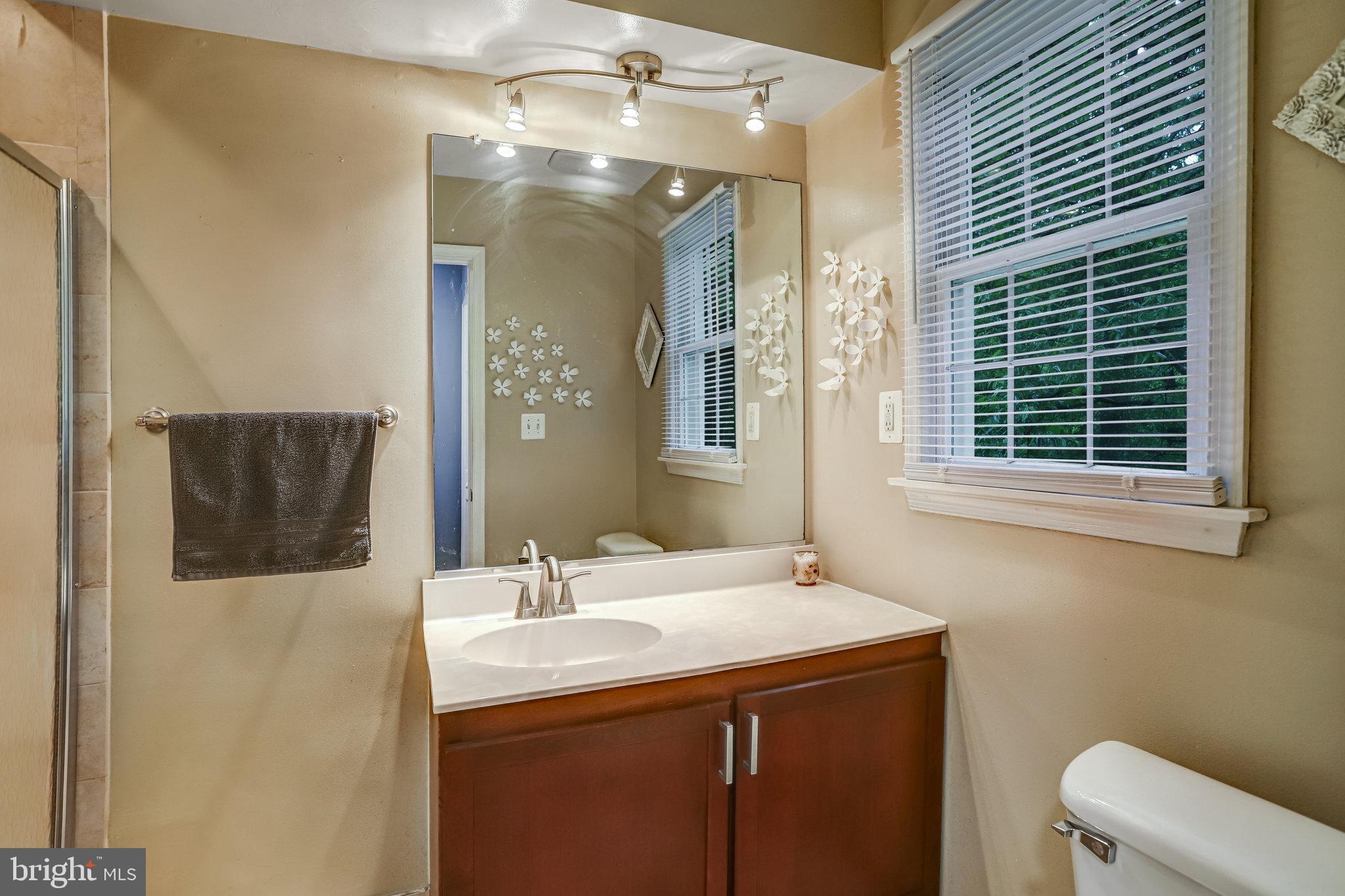 LINGANORE VIEW - Residential