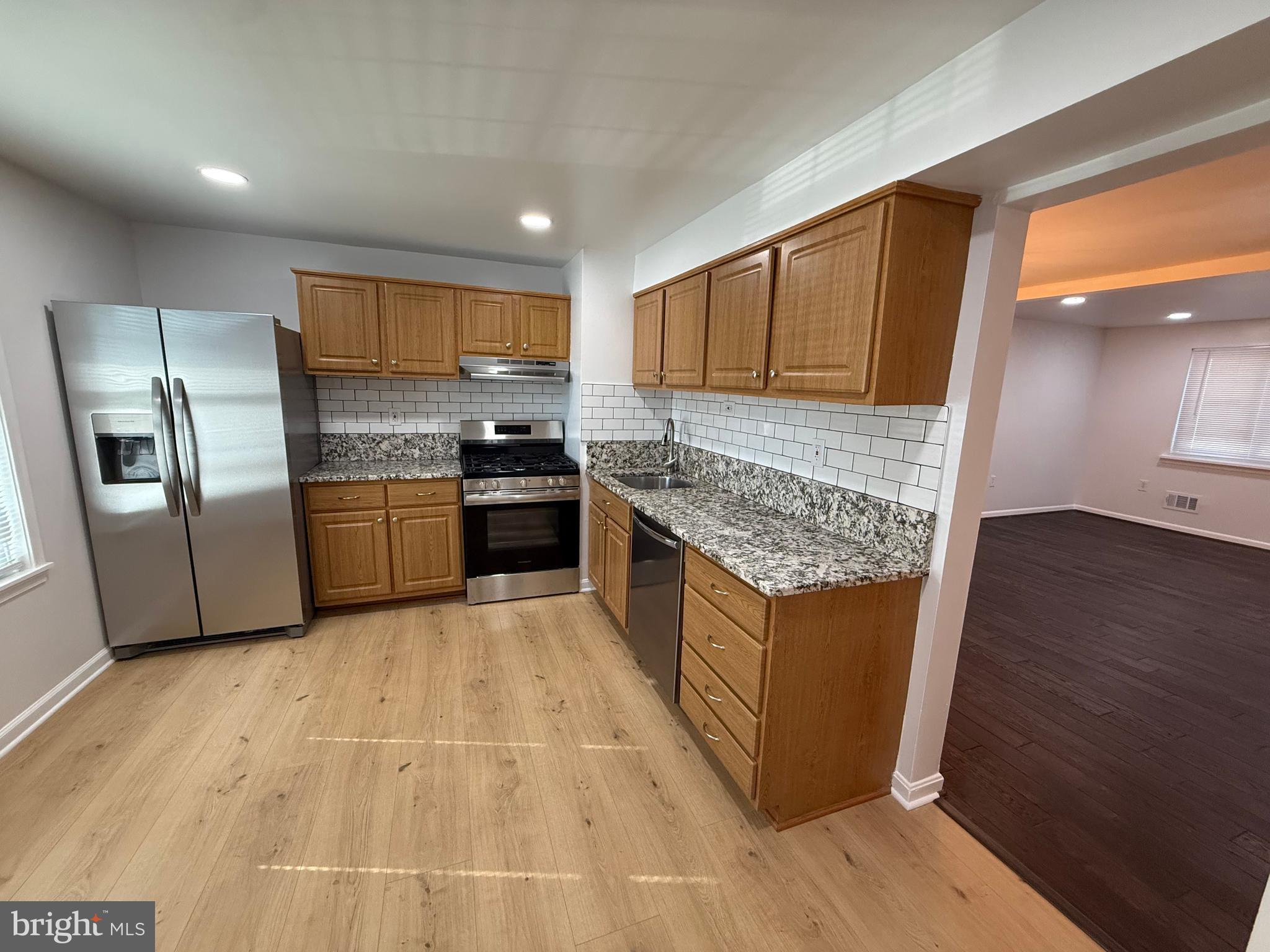 8049 SAINT ANNES COURT