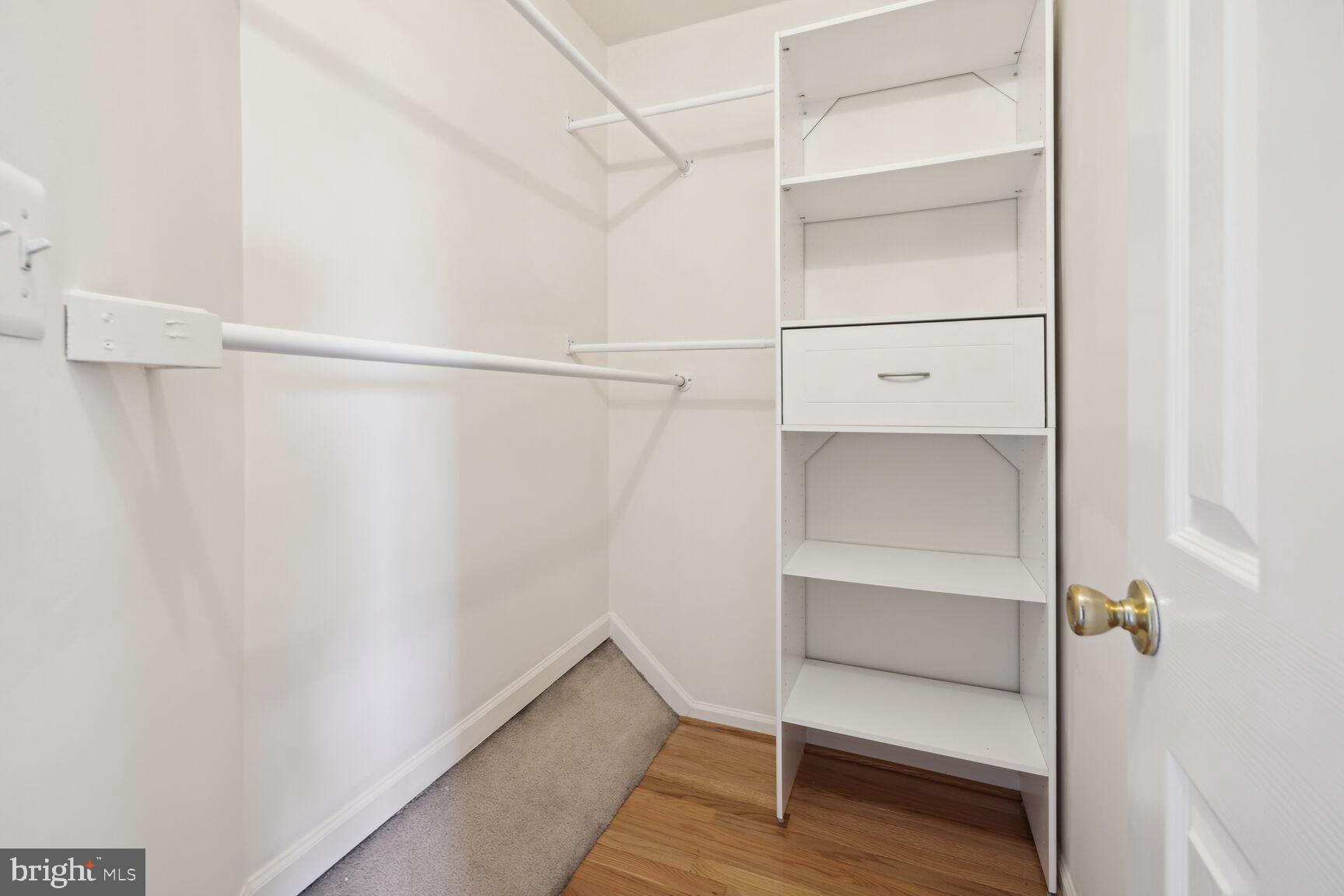 WASHINGTONIAN CENTER - Residential Lease