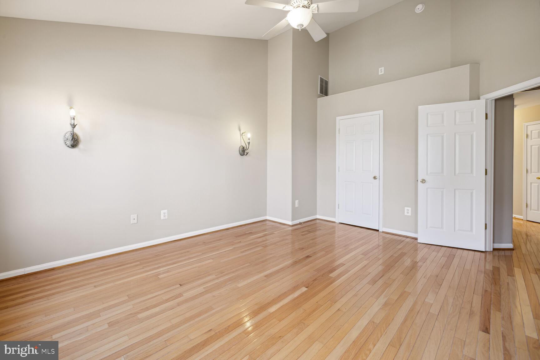 WASHINGTONIAN CENTER - Residential Lease