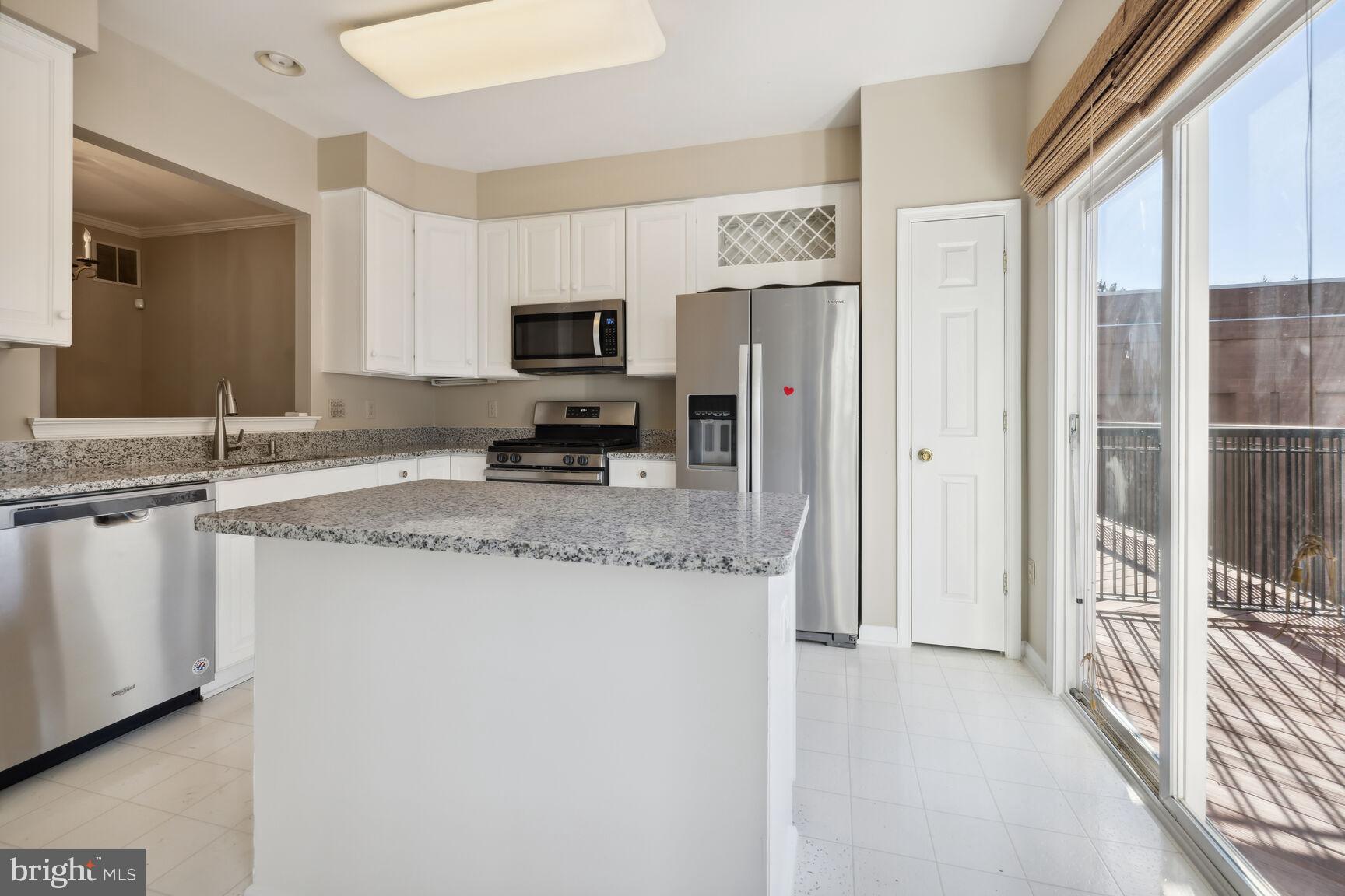 WASHINGTONIAN CENTER - Residential Lease