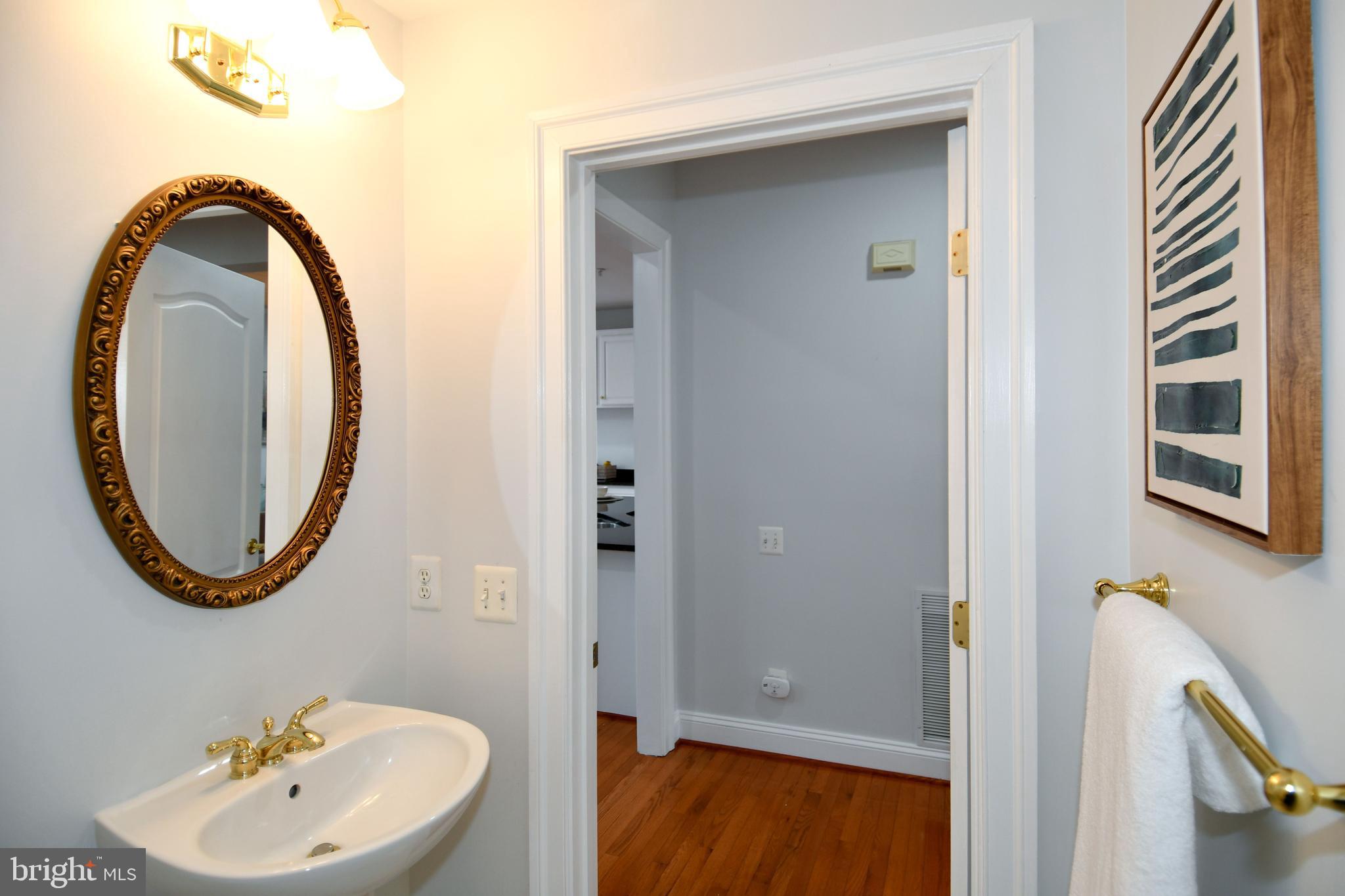 COUNTRY CREEK - Residential