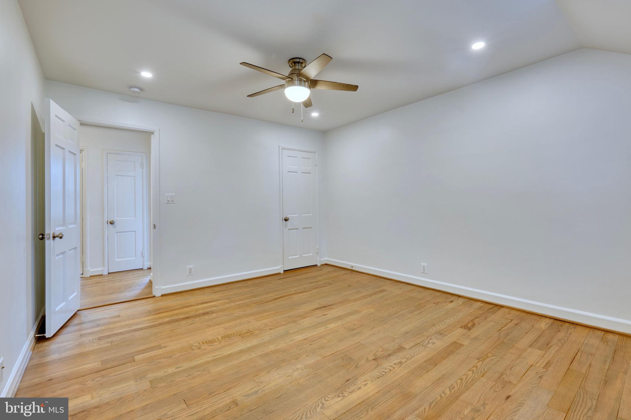 FAIRLINGTON MEADOWS - Residential Lease