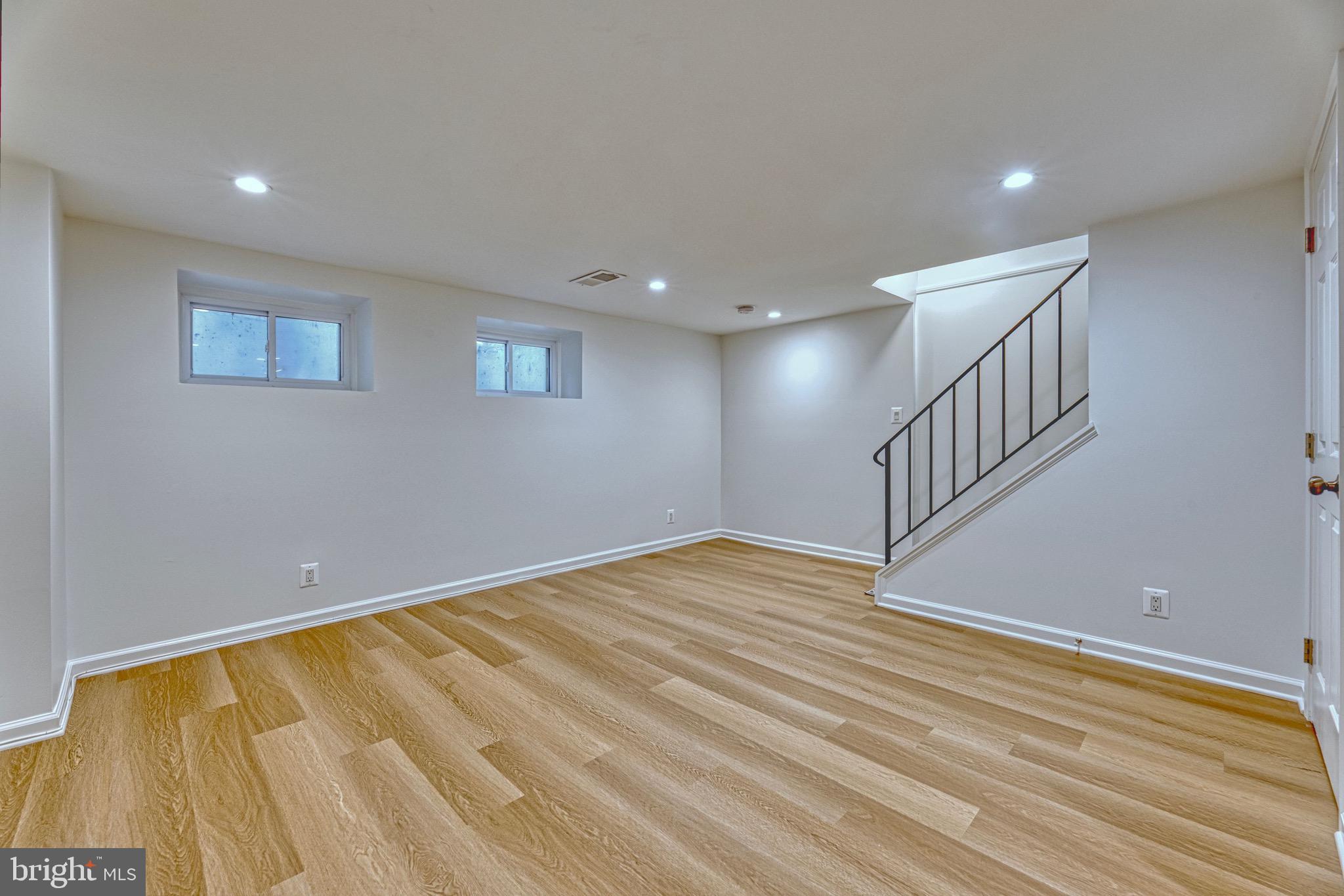 FAIRLINGTON MEADOWS - Residential Lease