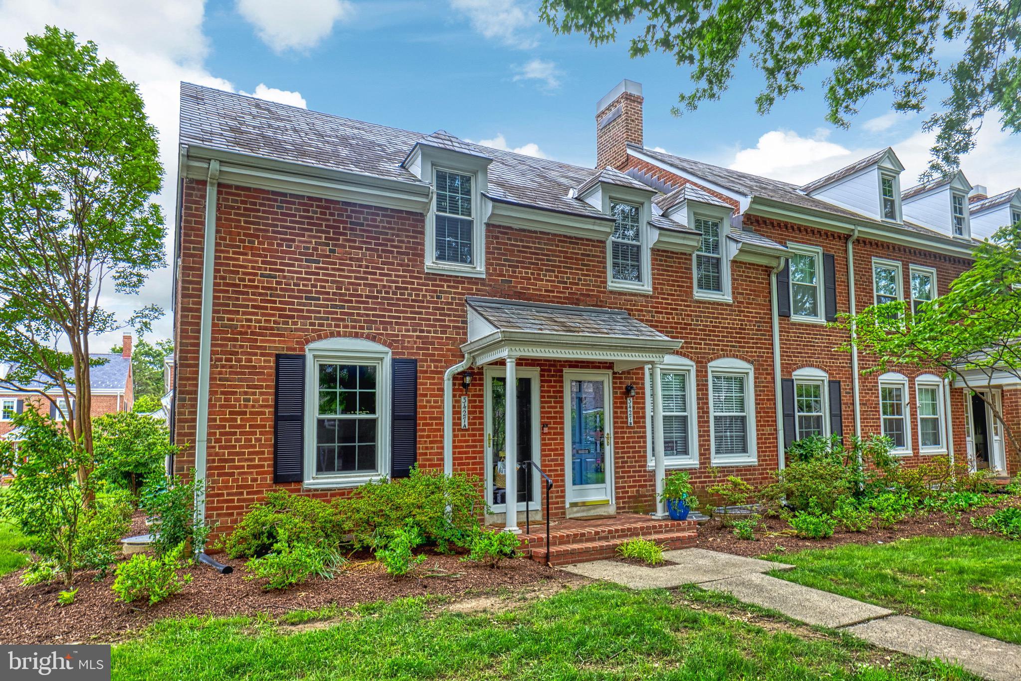 FAIRLINGTON MEADOWS - Residential Lease