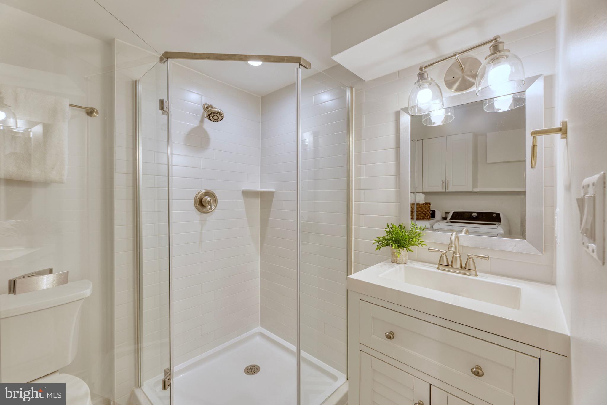 FAIRLINGTON MEADOWS - Residential Lease