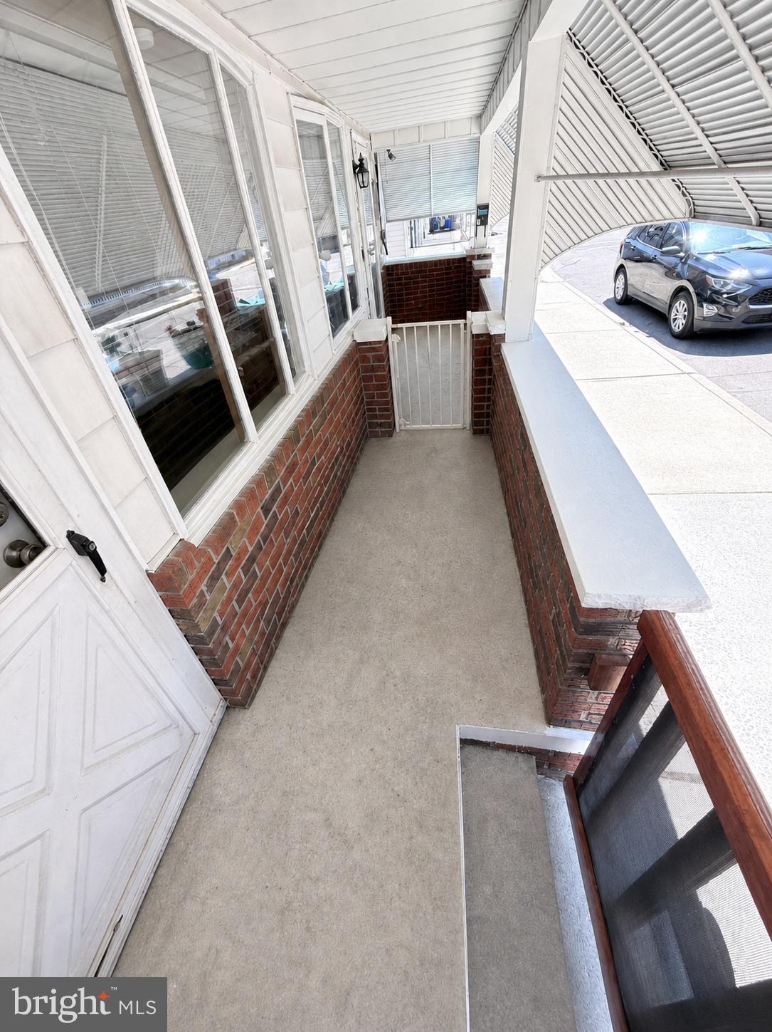5 N MORRIS STREET