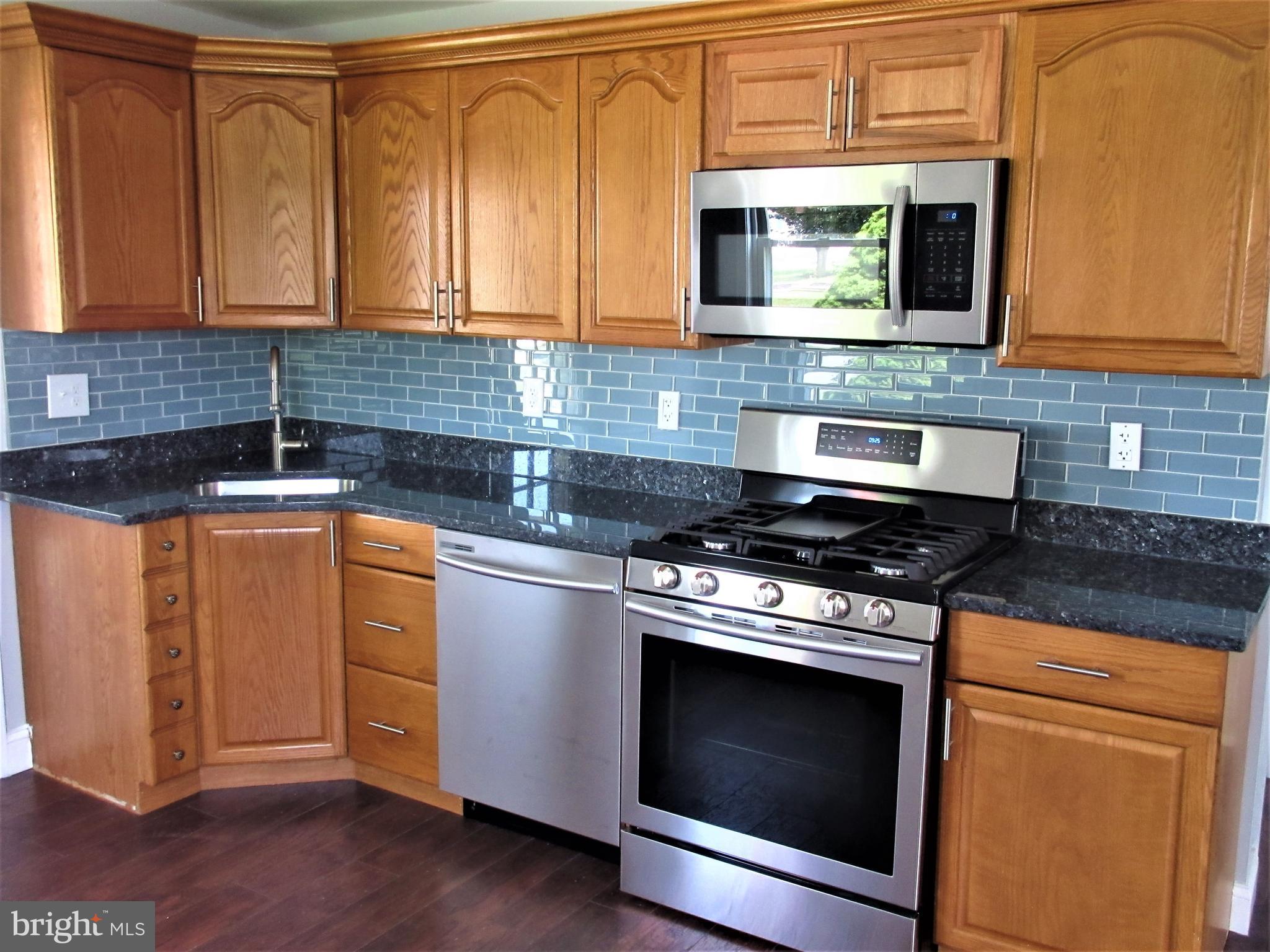 NORWOOD PARK - Residential