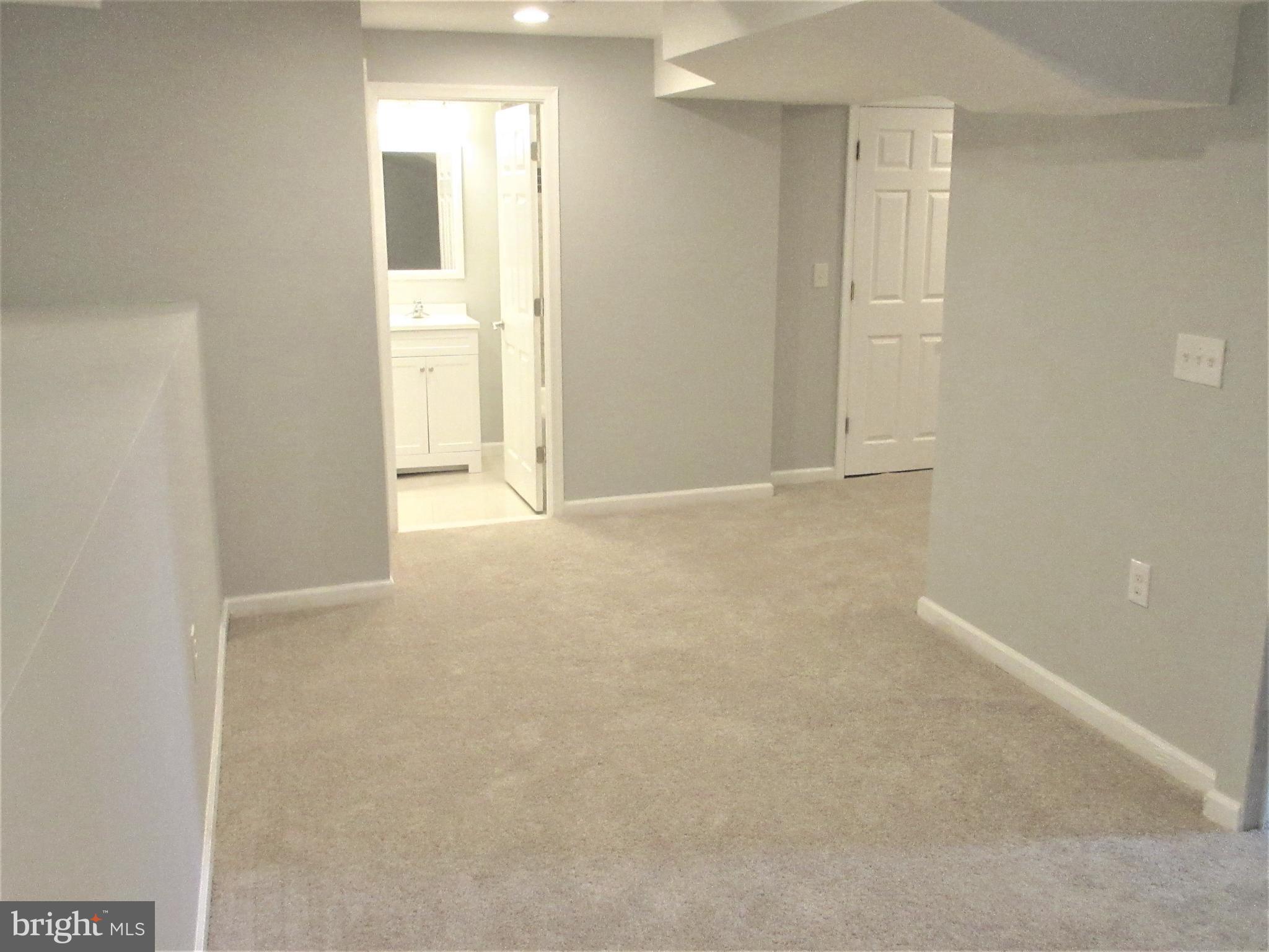 NORWOOD PARK - Residential