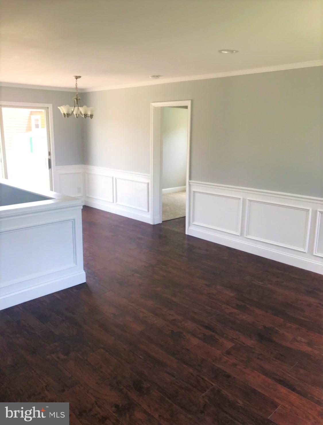 NORWOOD PARK - Residential