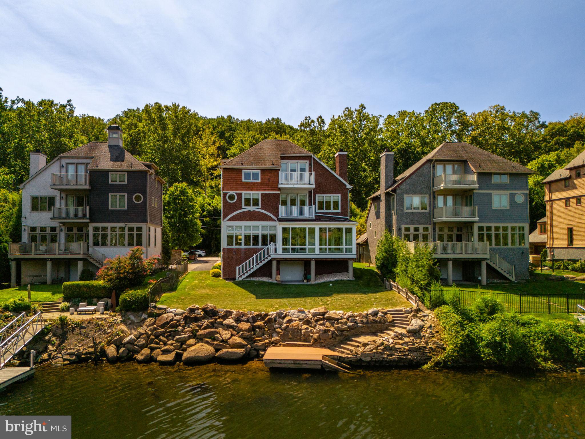 GLADWYNE - Residential