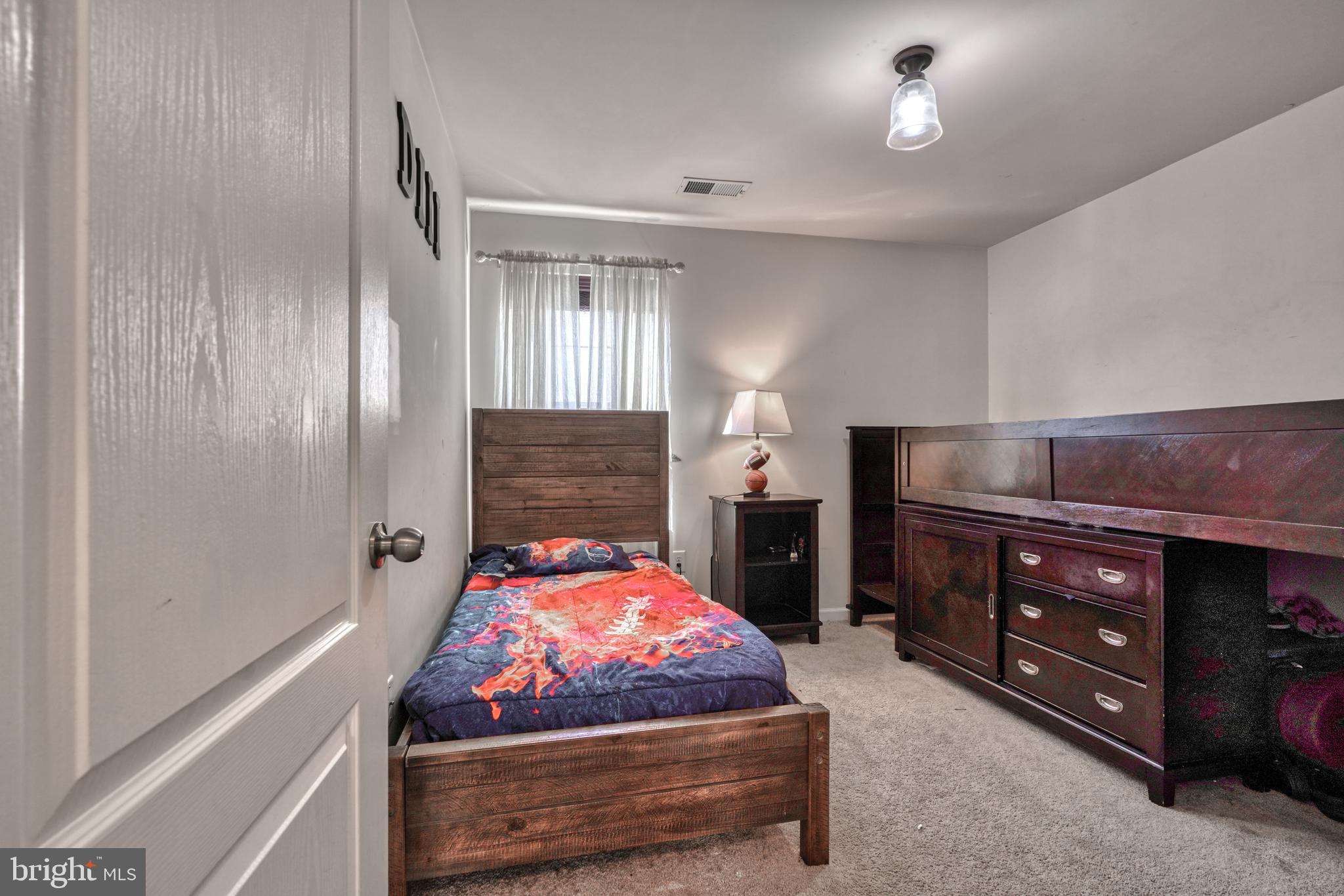 TANYARD SPRINGS - Residential Lease