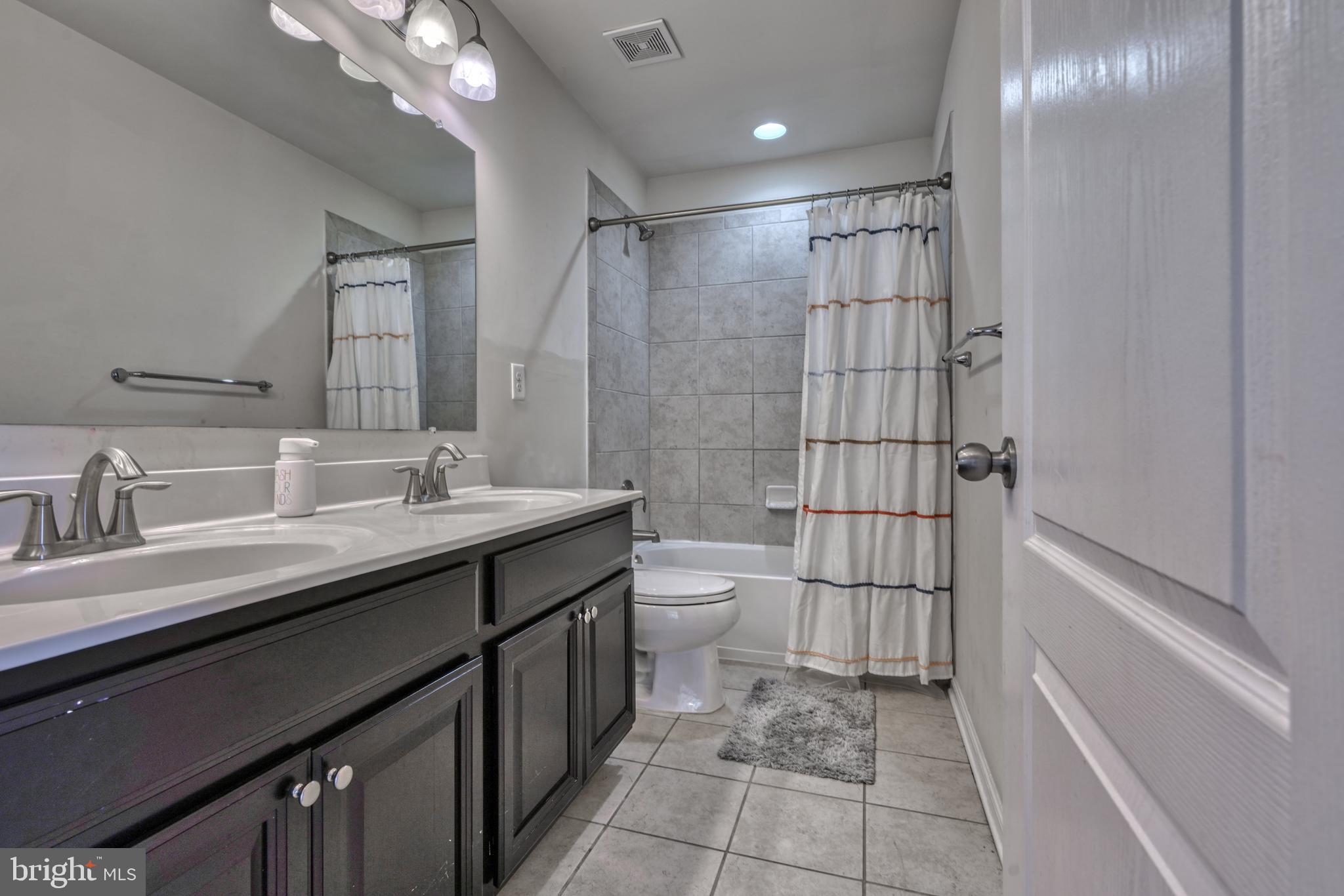 TANYARD SPRINGS - Residential Lease