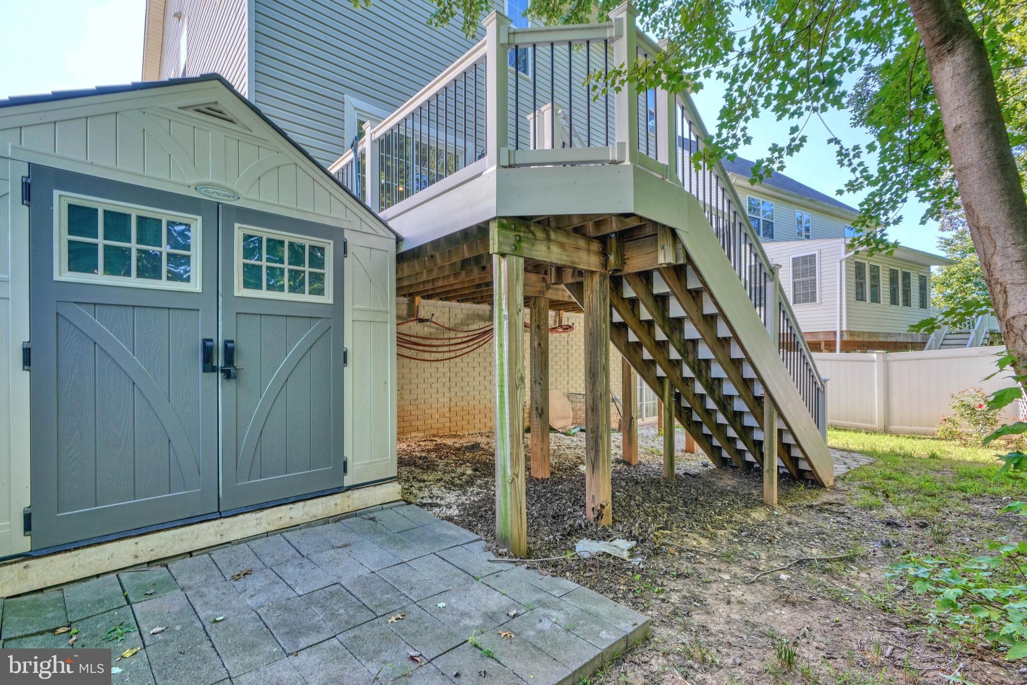 TANYARD SPRINGS - Residential Lease