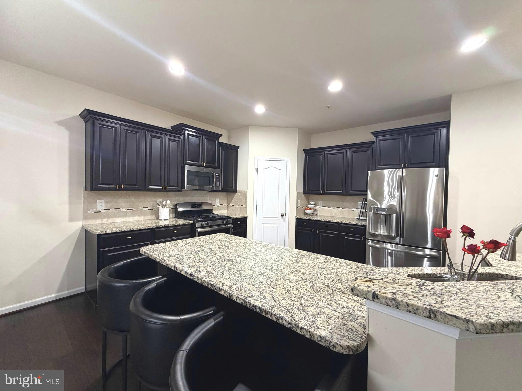 TANYARD SPRINGS - Residential Lease