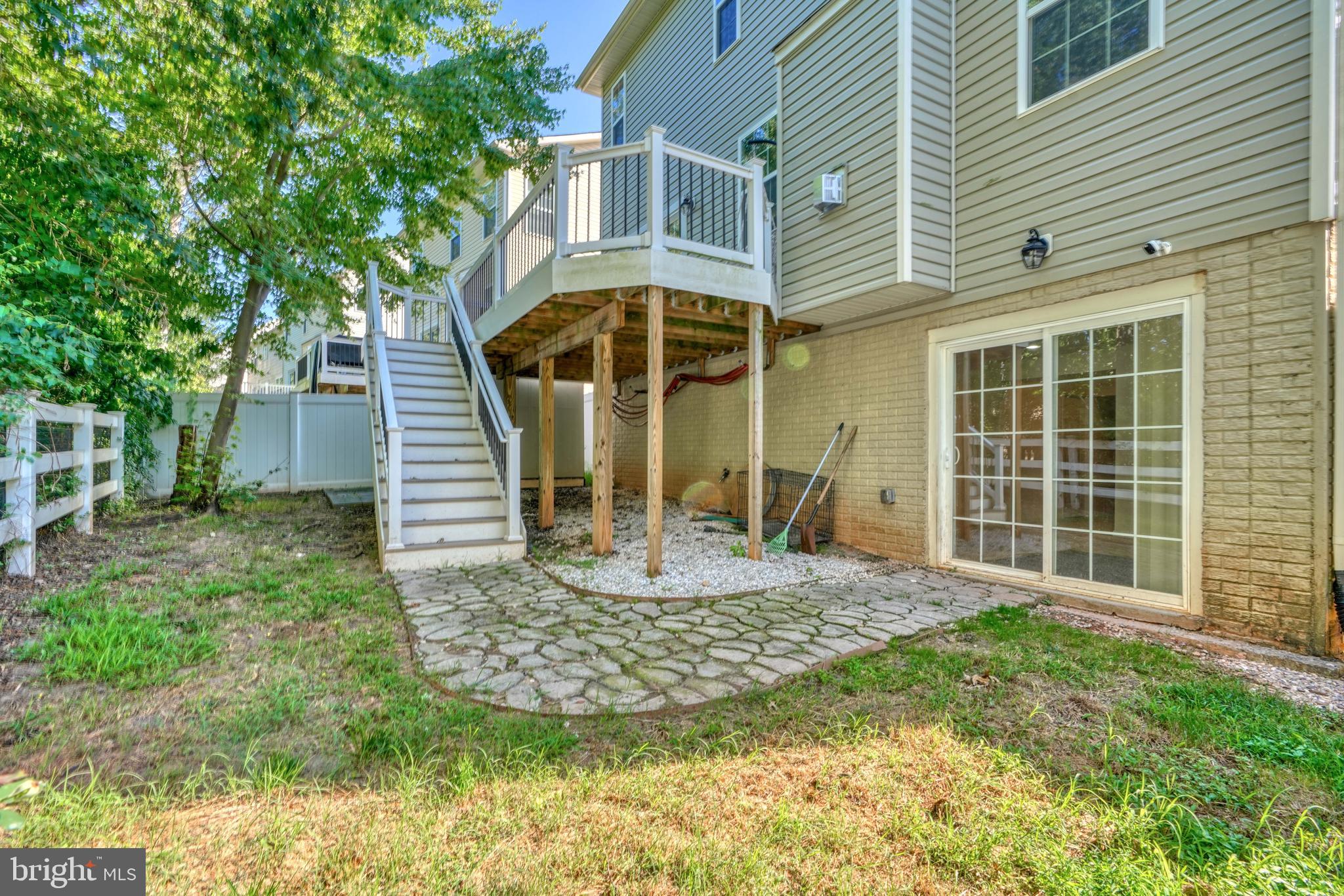 TANYARD SPRINGS - Residential Lease