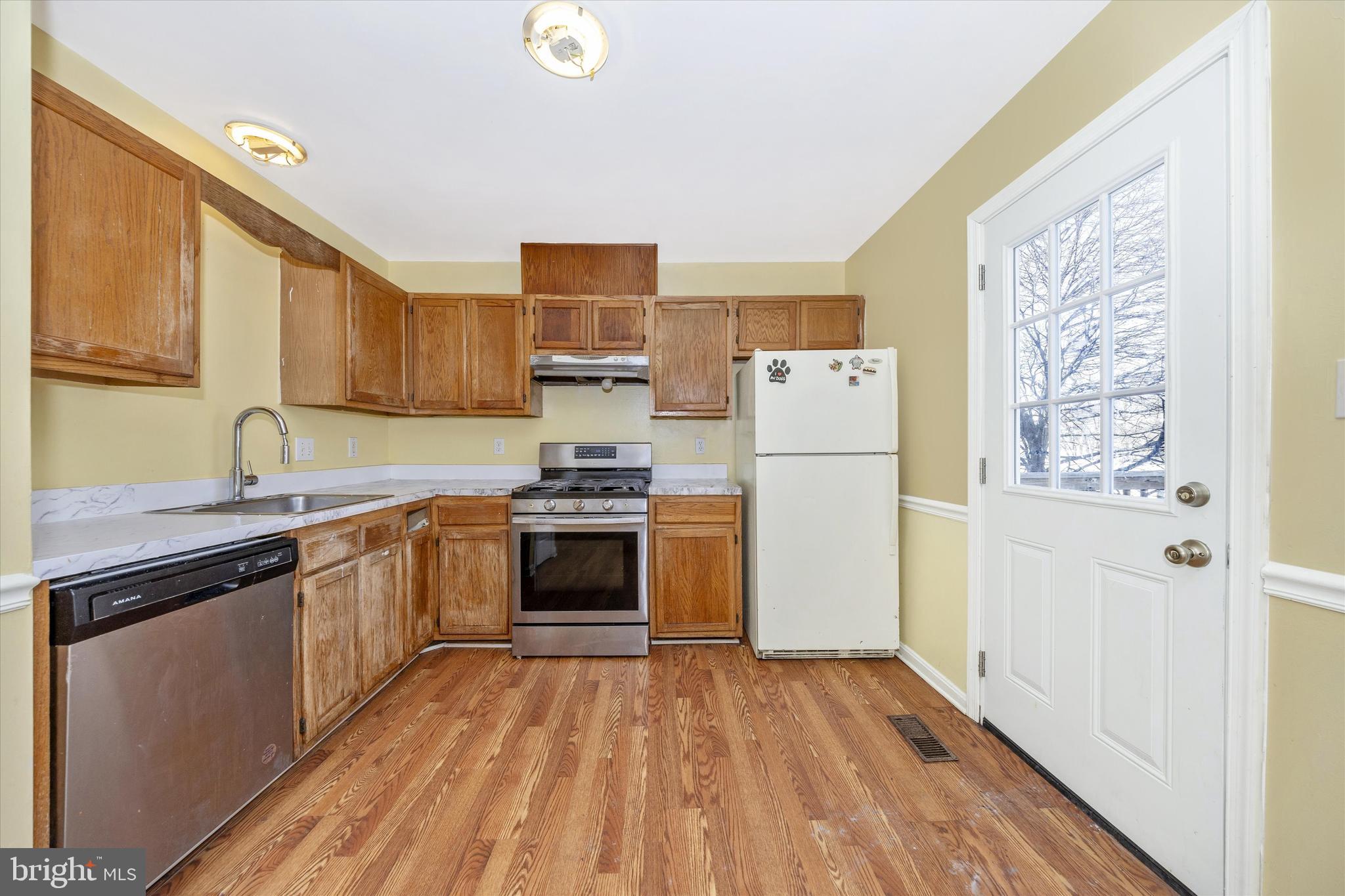 COMMONS OF AVALON - Residential