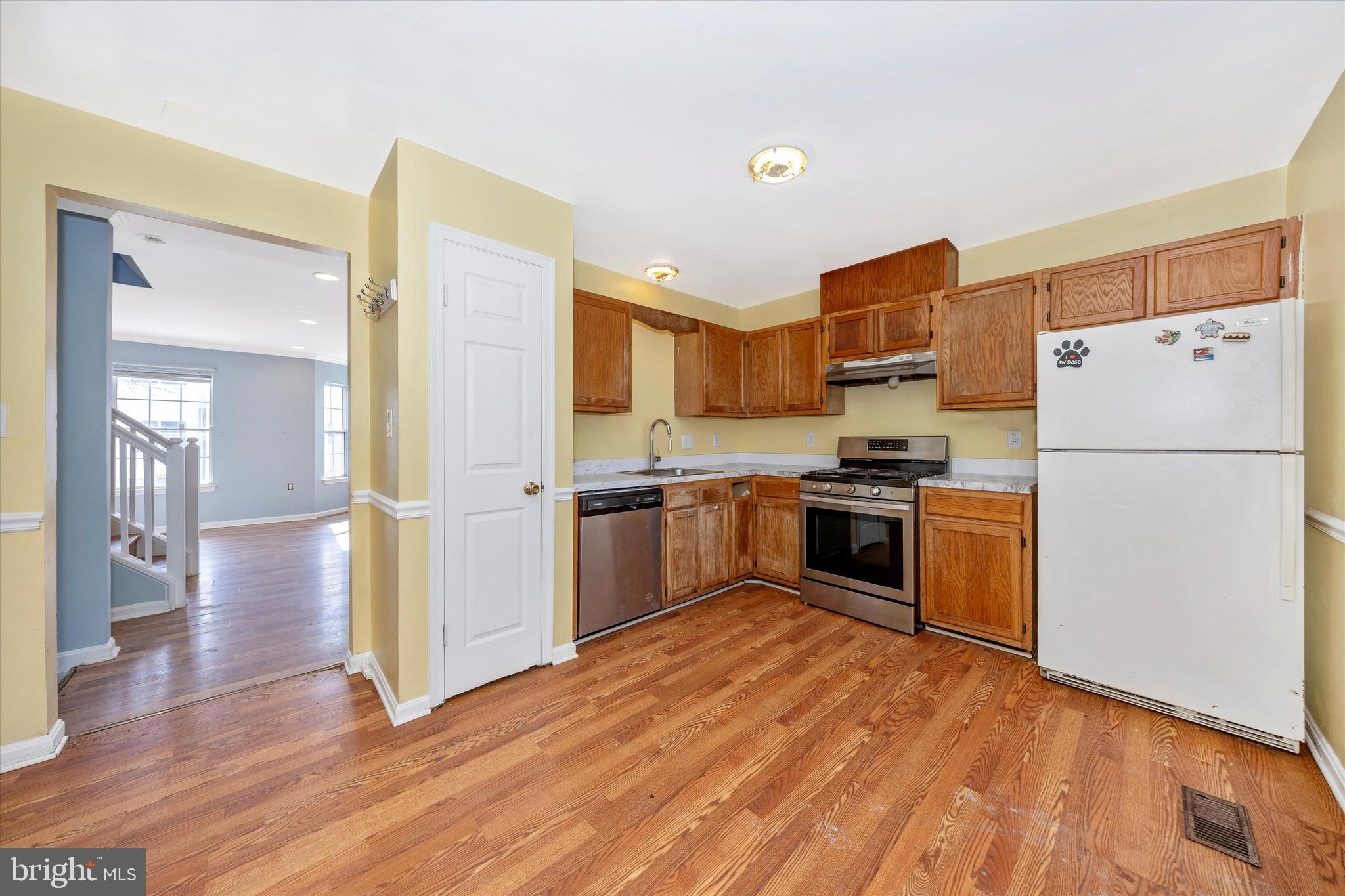 COMMONS OF AVALON - Residential