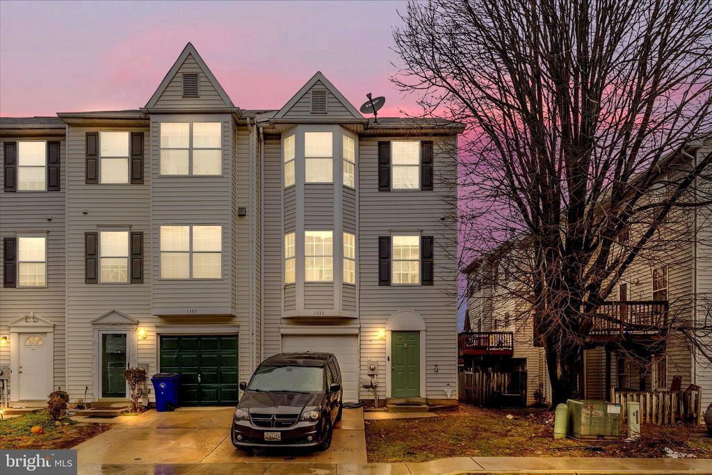 Photo of 1333 Hampshire Drive #E, FREDERICK, MD 21702 (MLS # MDFR2075516)
