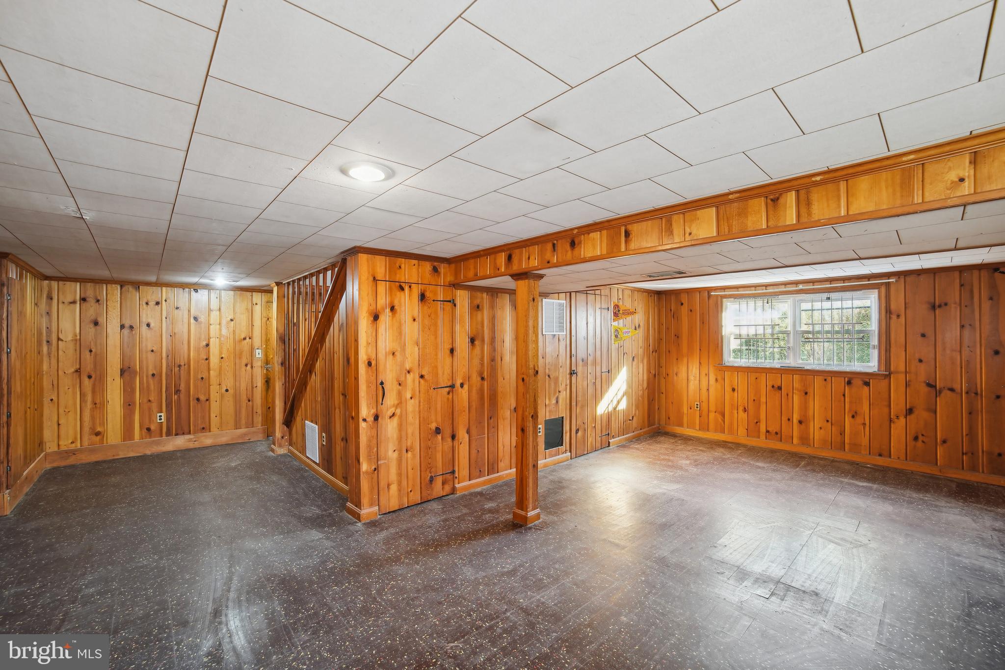 WHEATON WOODS - Residential