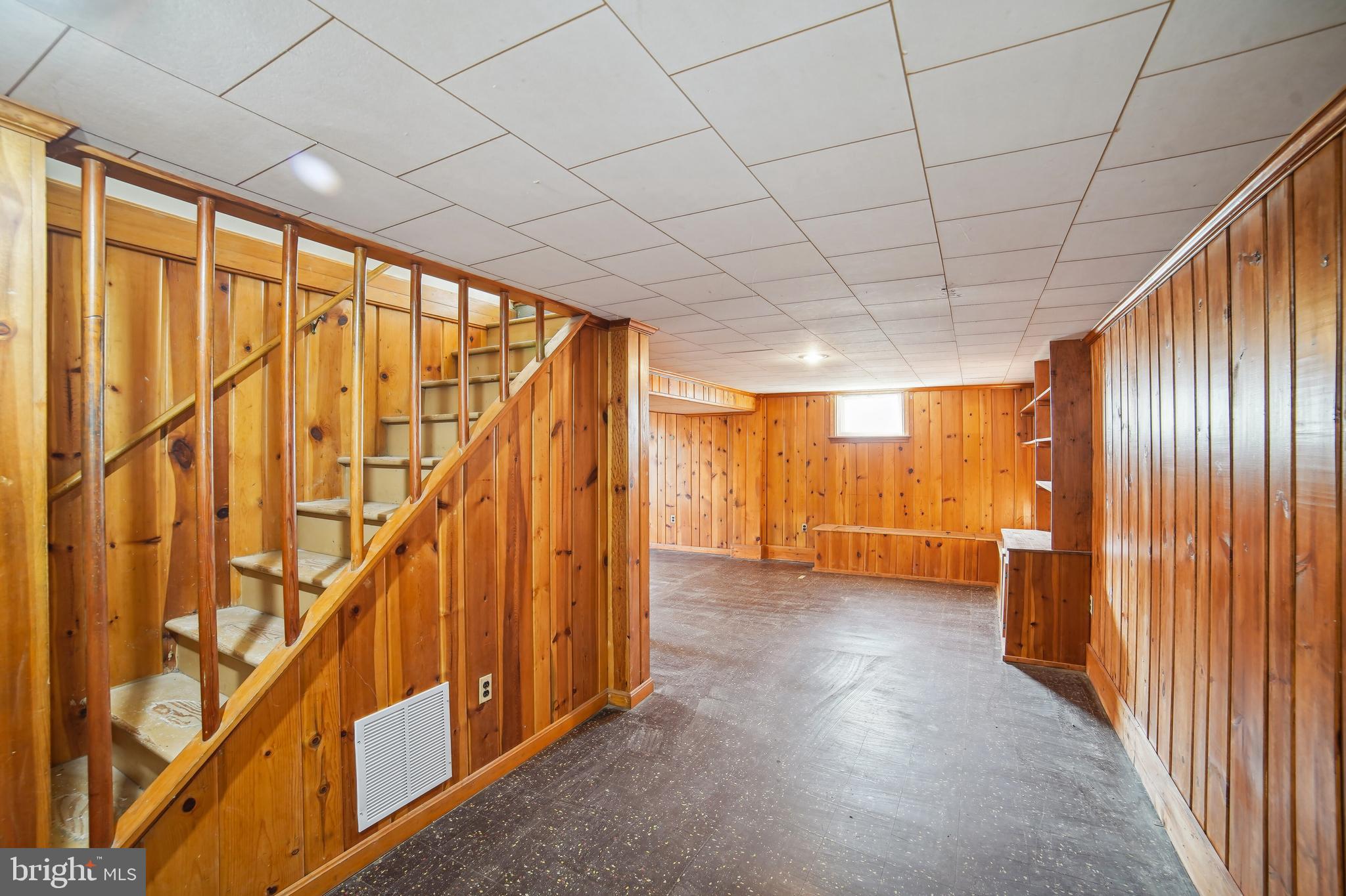 WHEATON WOODS - Residential