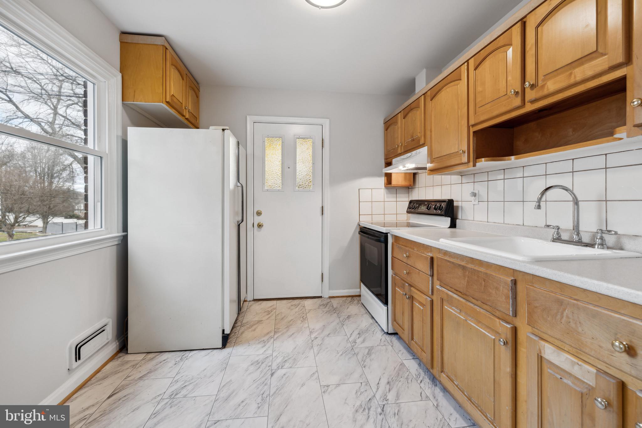 WHEATON WOODS - Residential