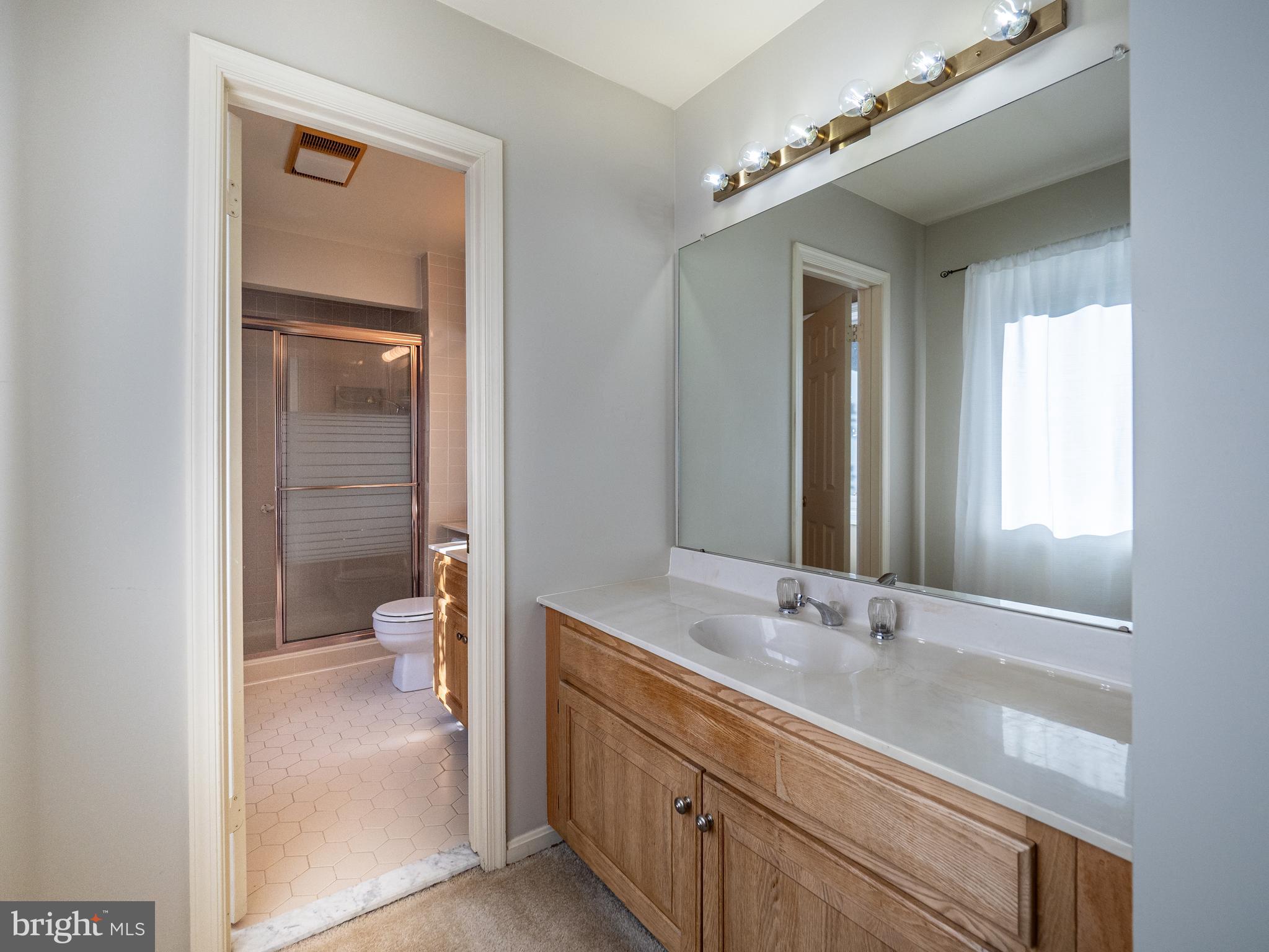 HIGHLAND HALL - Residential