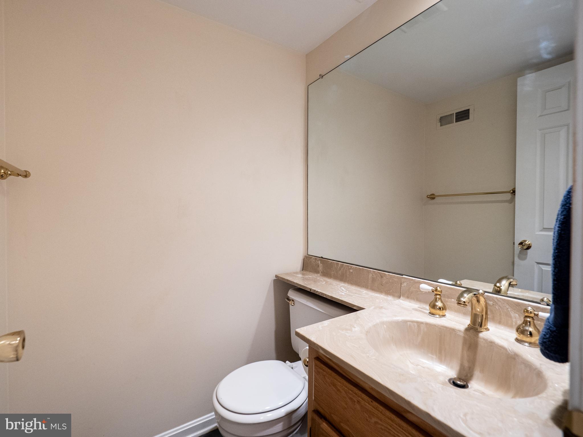 HIGHLAND HALL - Residential