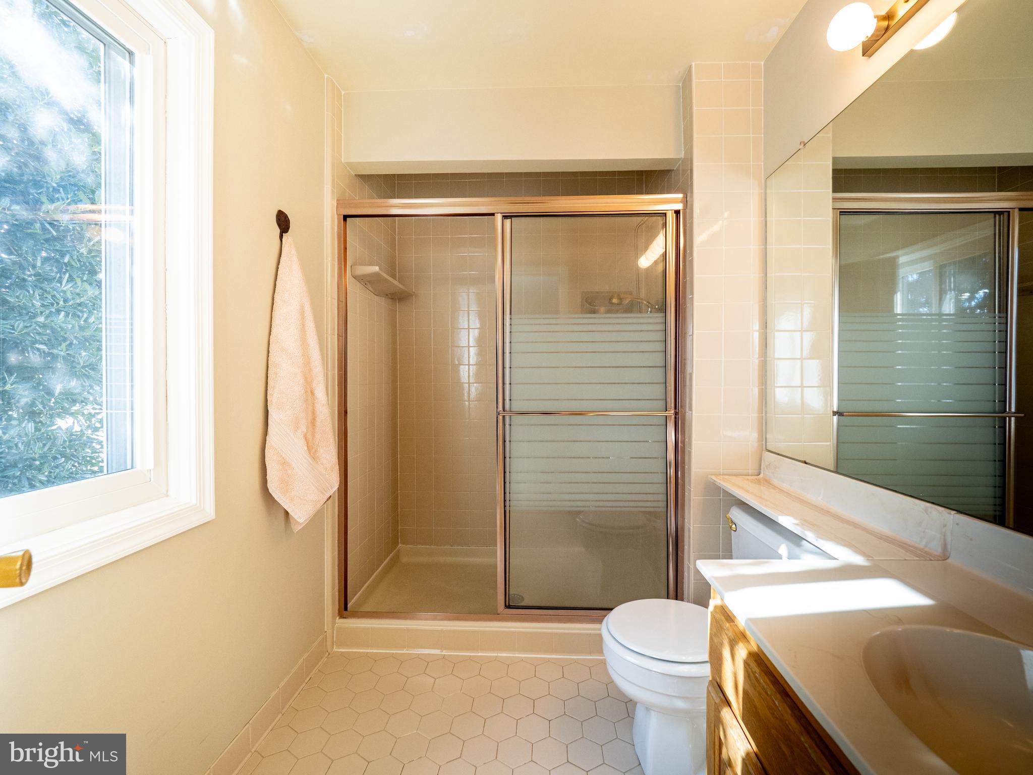 HIGHLAND HALL - Residential