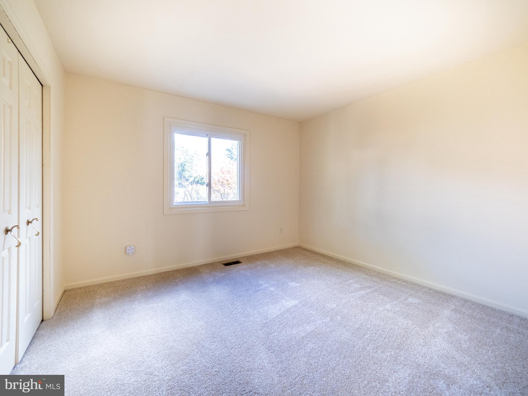 HIGHLAND HALL - Residential