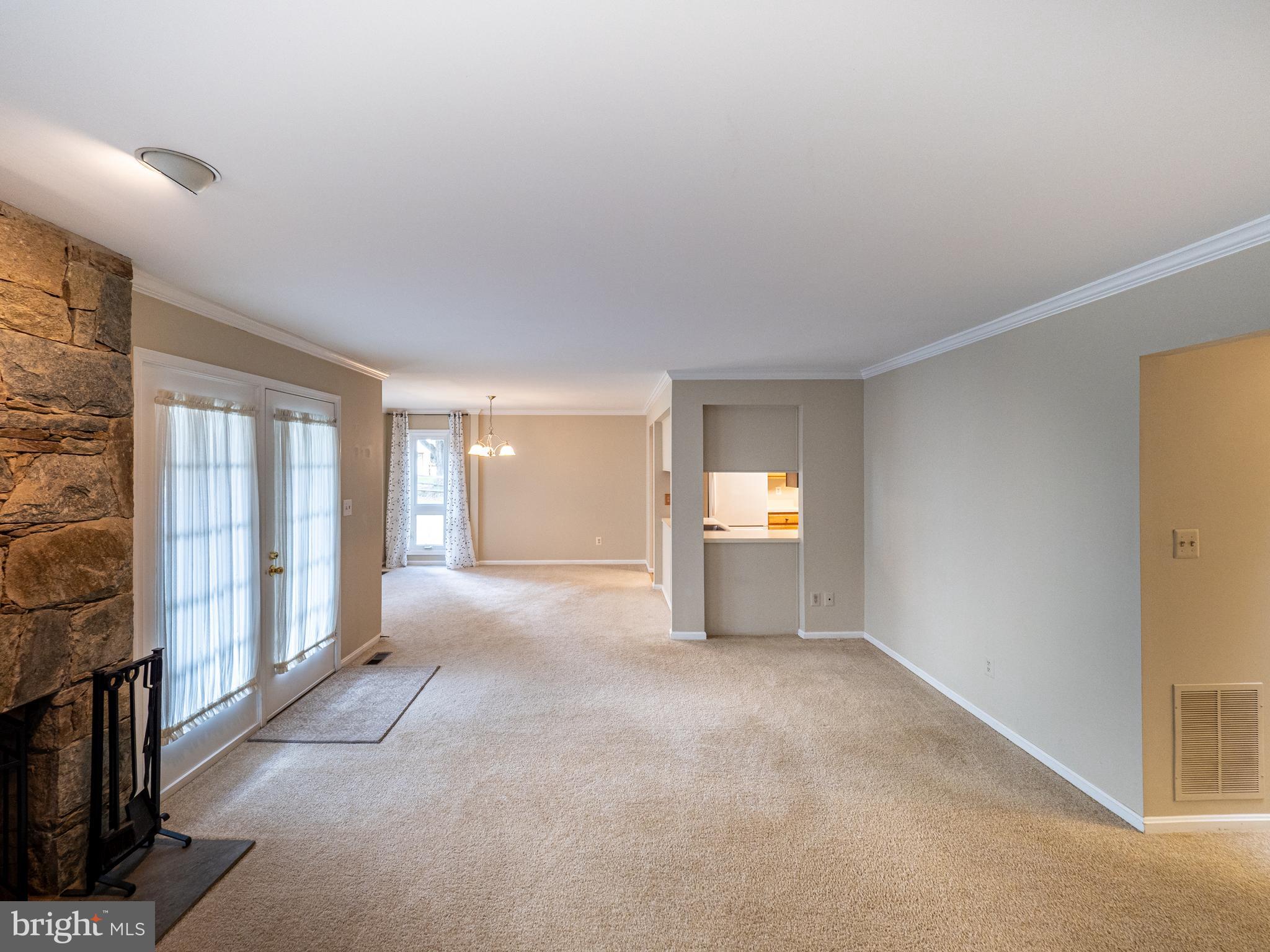 HIGHLAND HALL - Residential