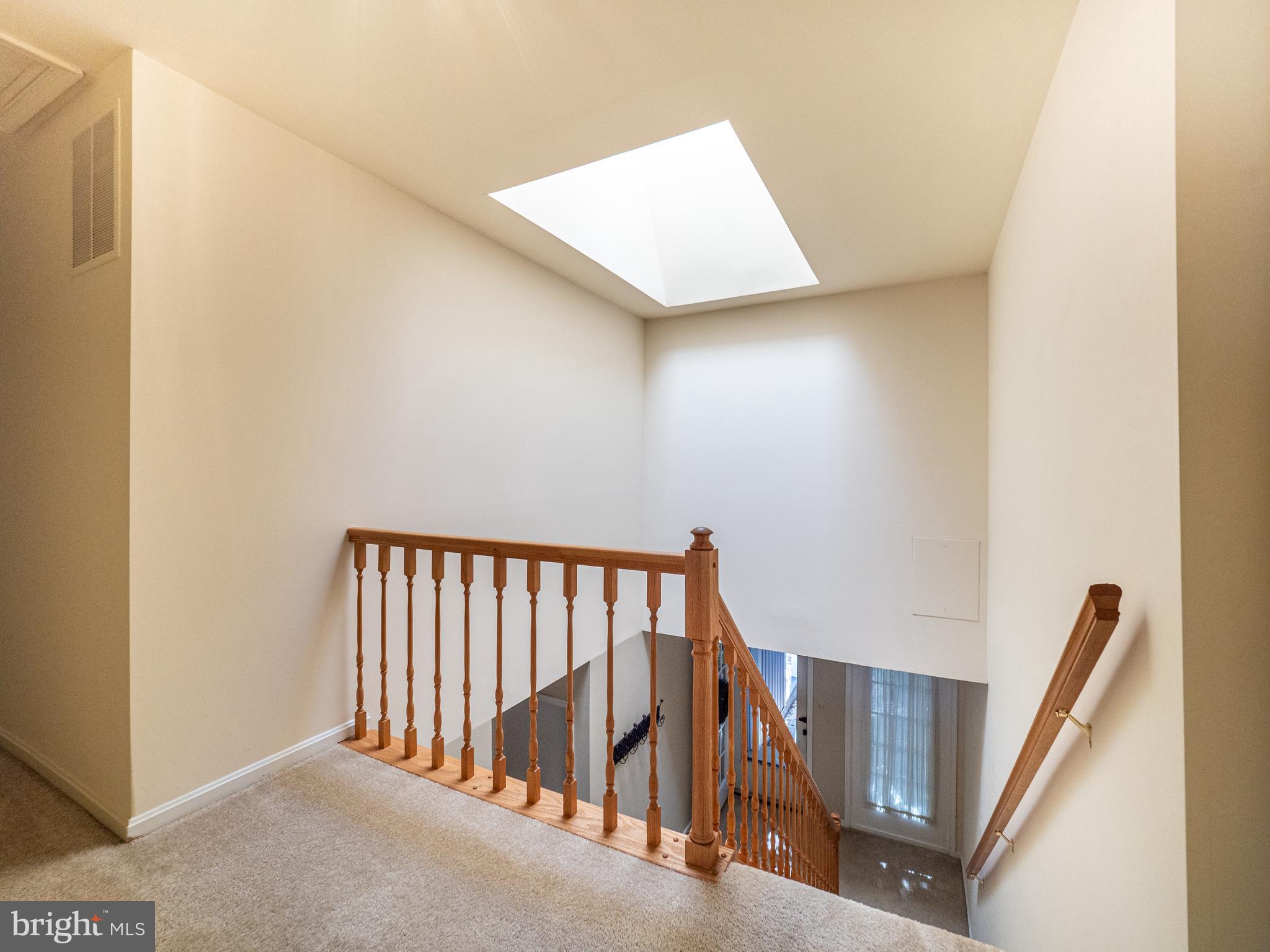 HIGHLAND HALL - Residential