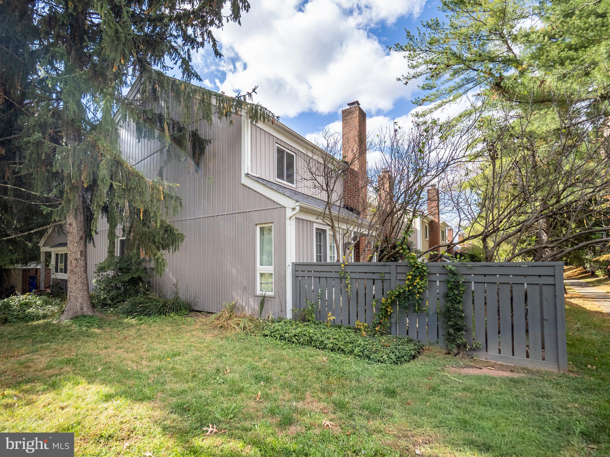 HIGHLAND HALL - Residential