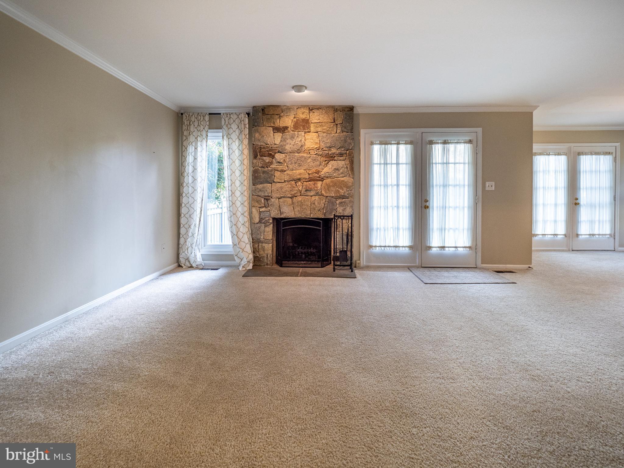 HIGHLAND HALL - Residential