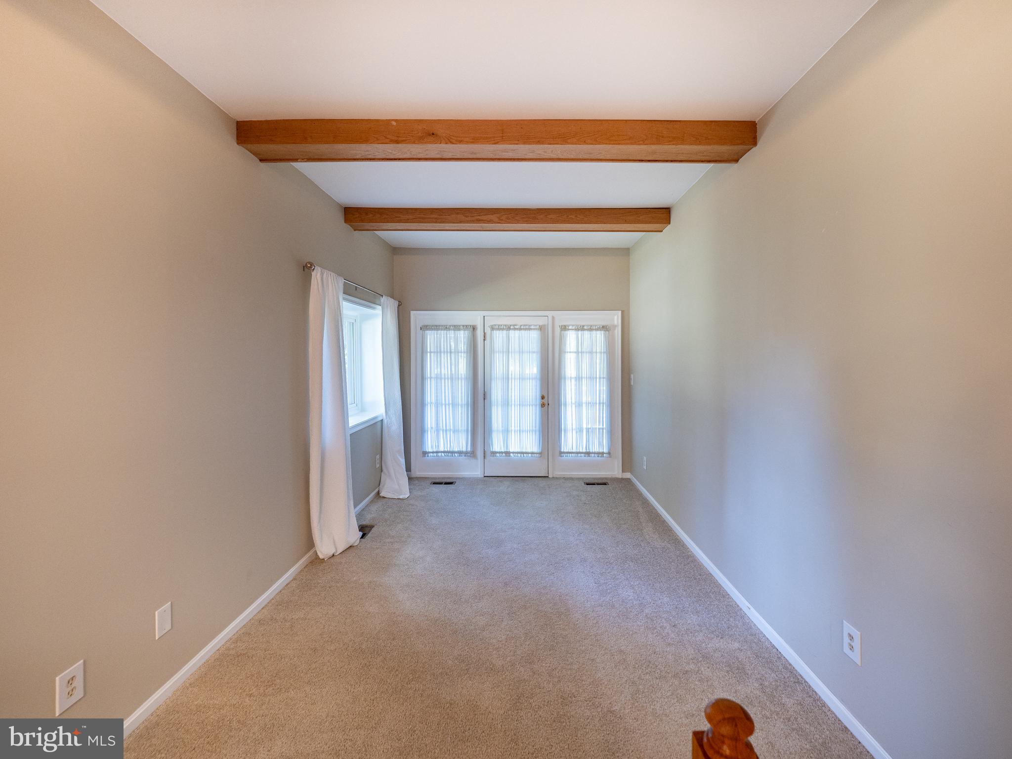 HIGHLAND HALL - Residential