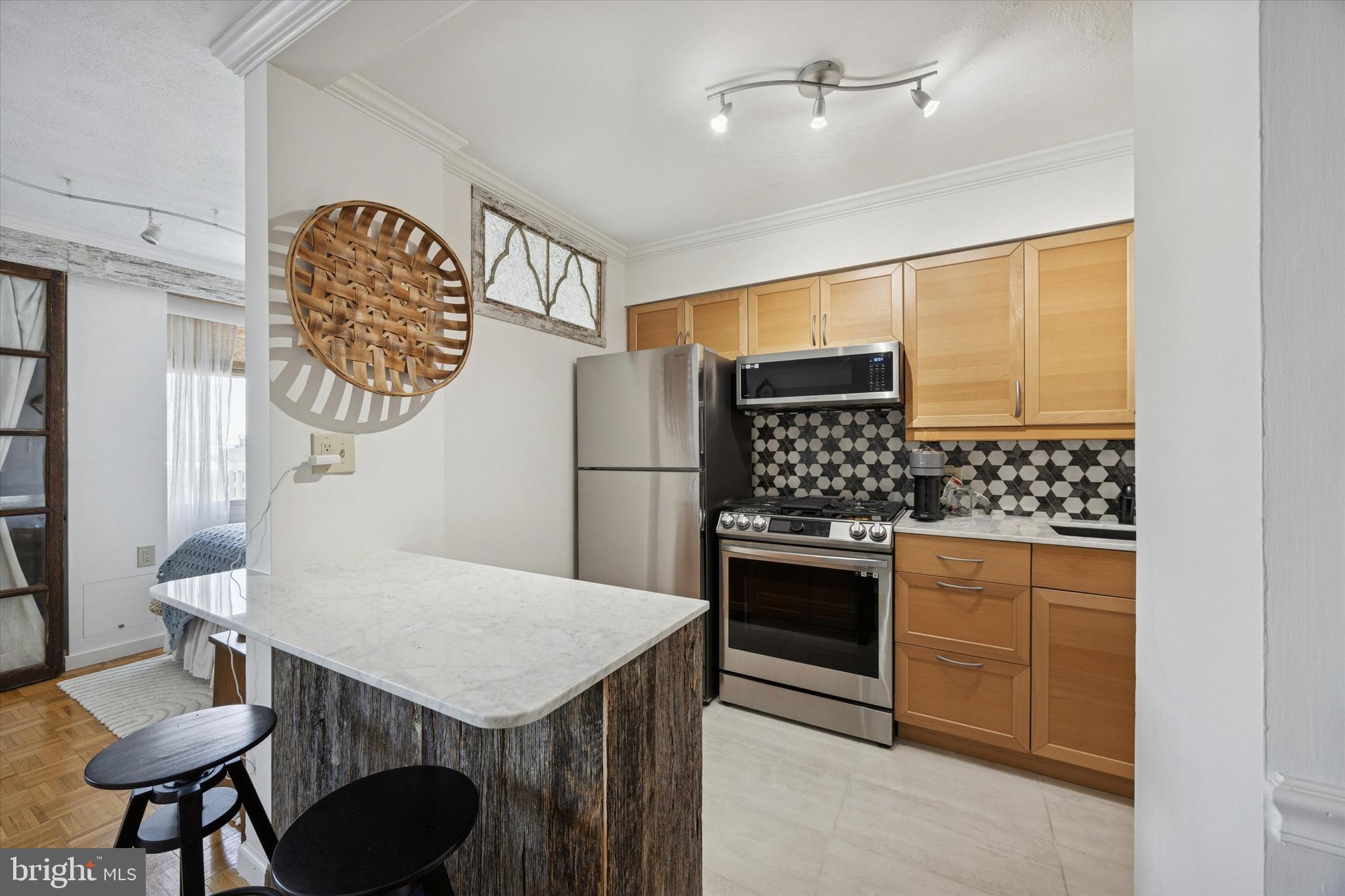 SOCIETY HILL - Residential