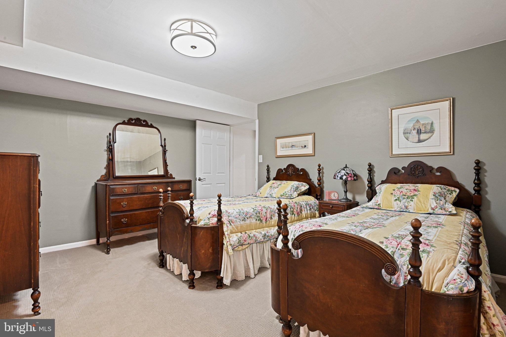 TATTERSALL - Residential