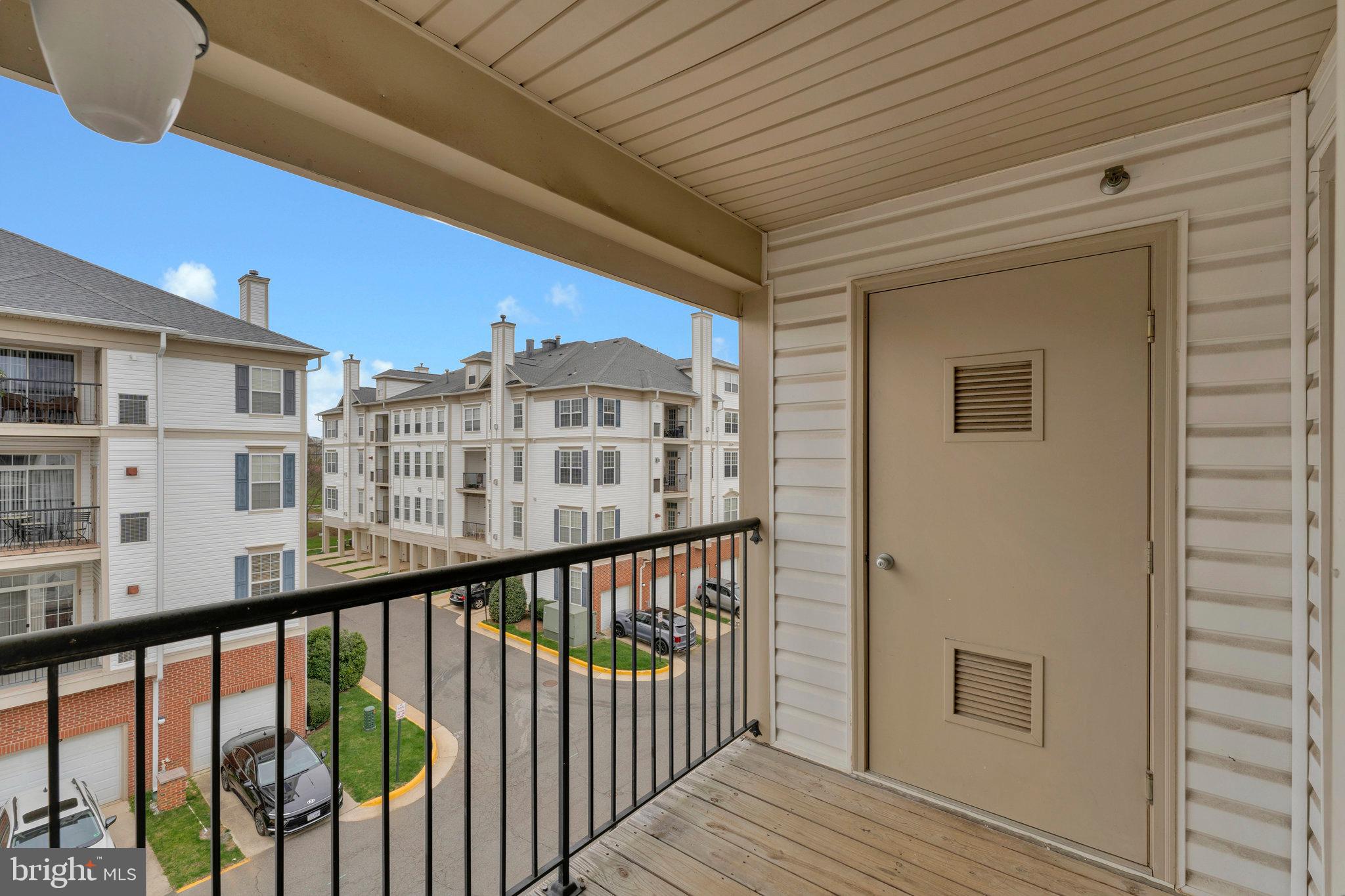 COURTS AT WESCOTT RIDGE - Residential