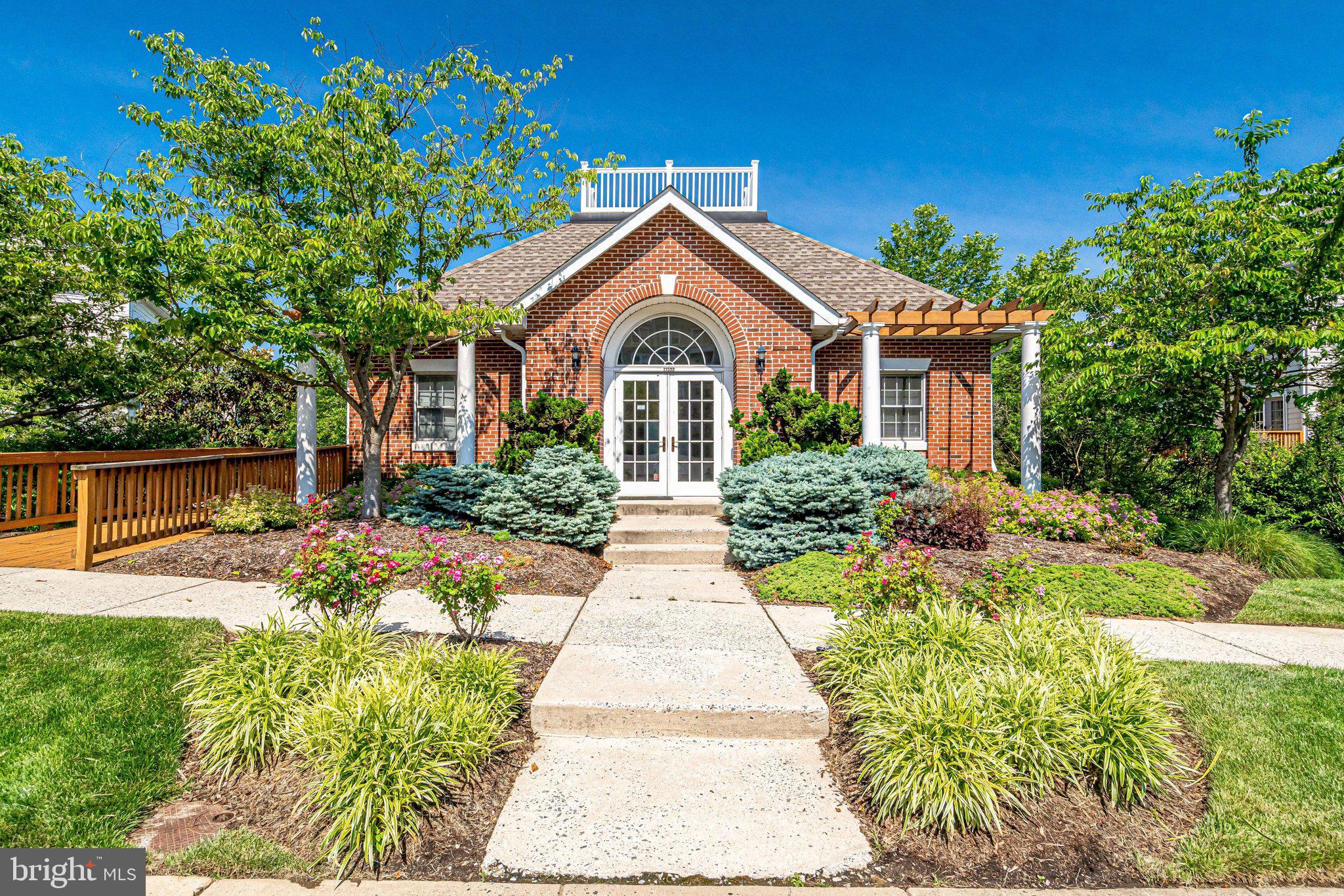 COURTS AT WESCOTT RIDGE - Residential