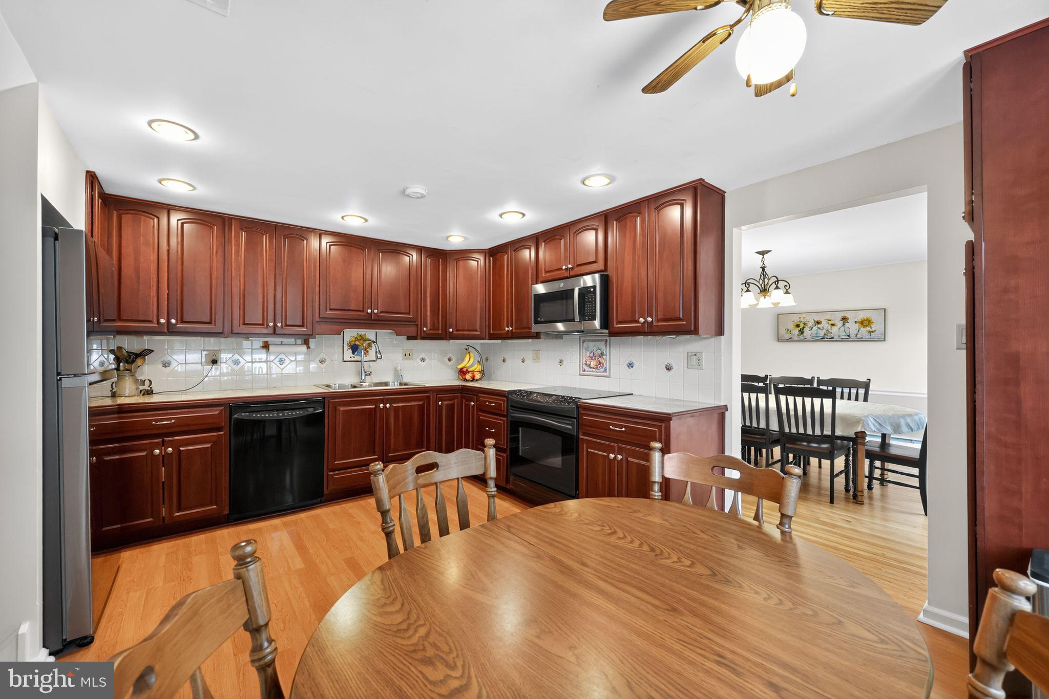 SCOTS GLEN - Residential