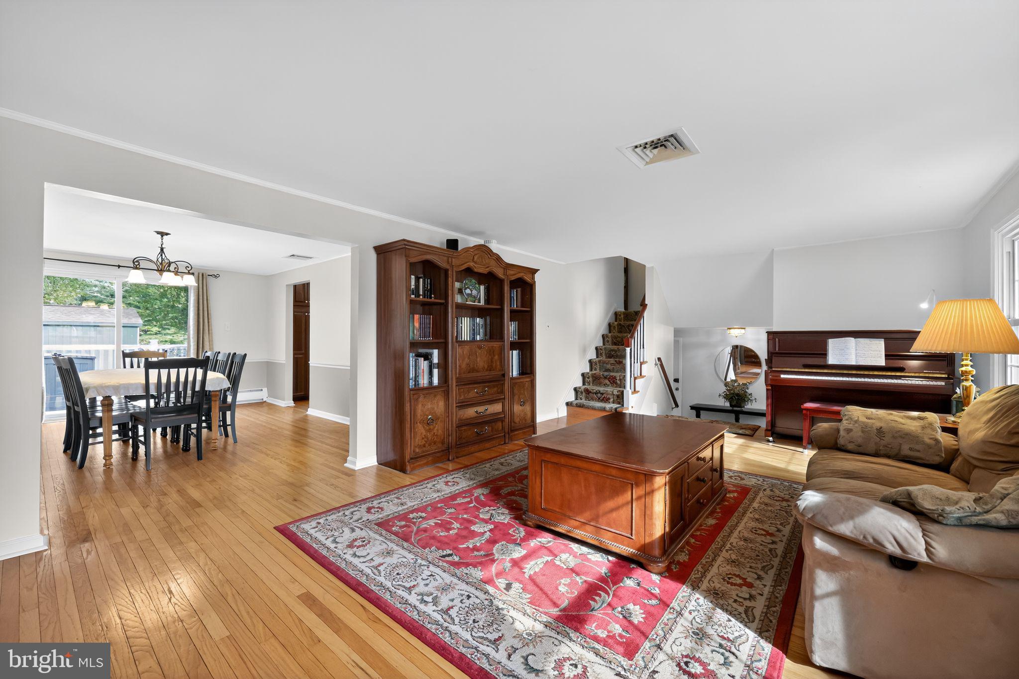 SCOTS GLEN - Residential