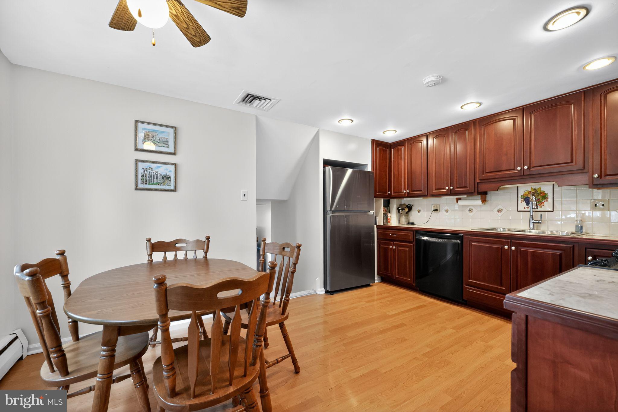 SCOTS GLEN - Residential