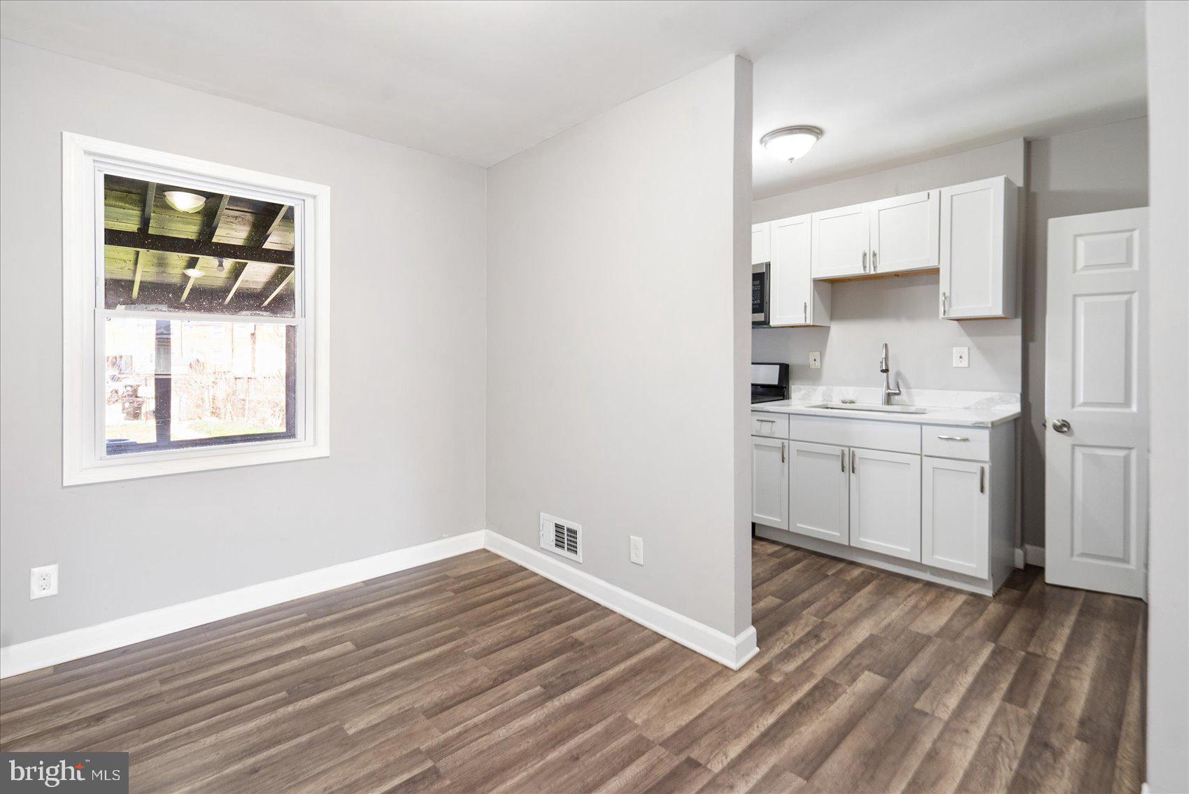 MIDDLESEX - Residential