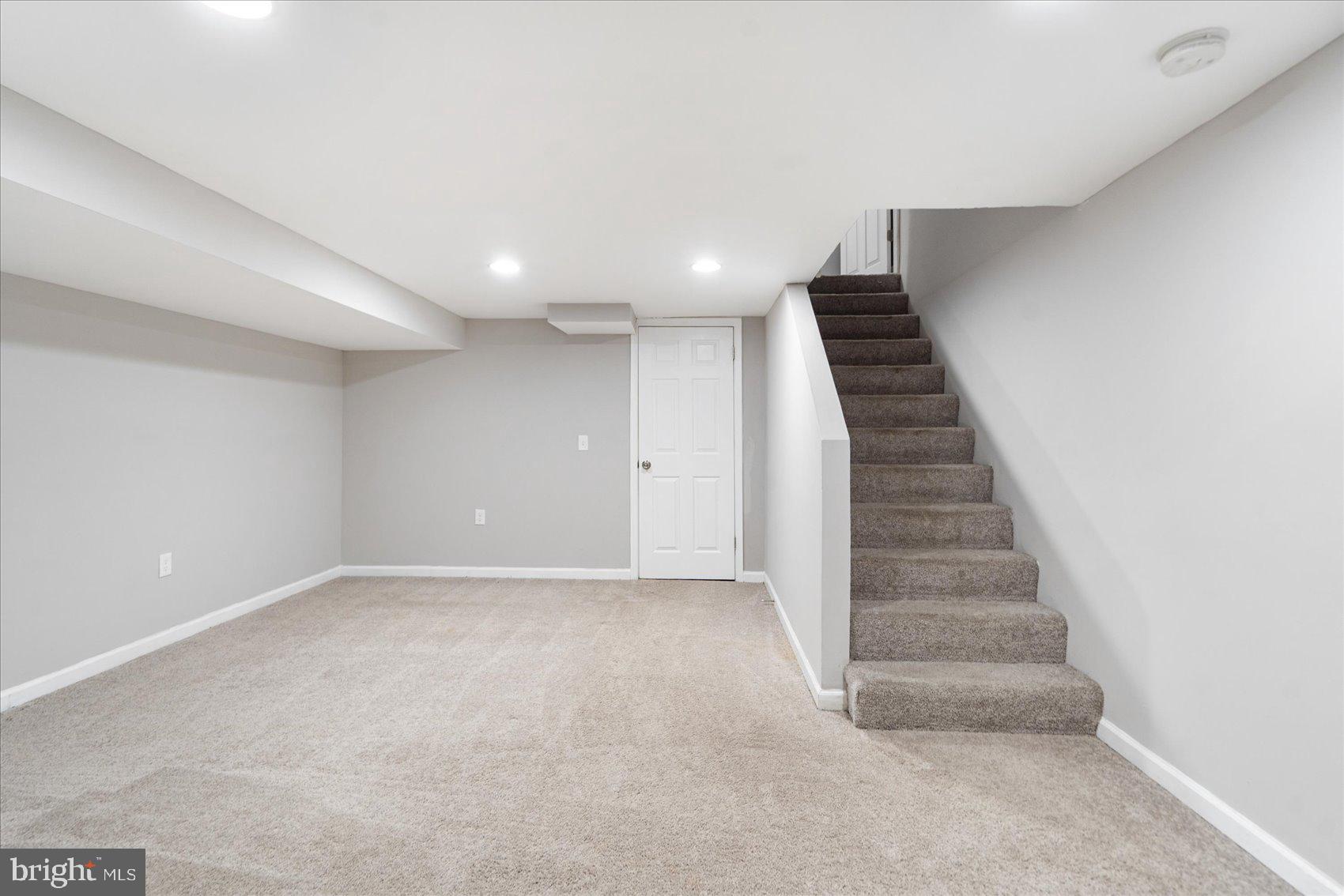 MIDDLESEX - Residential