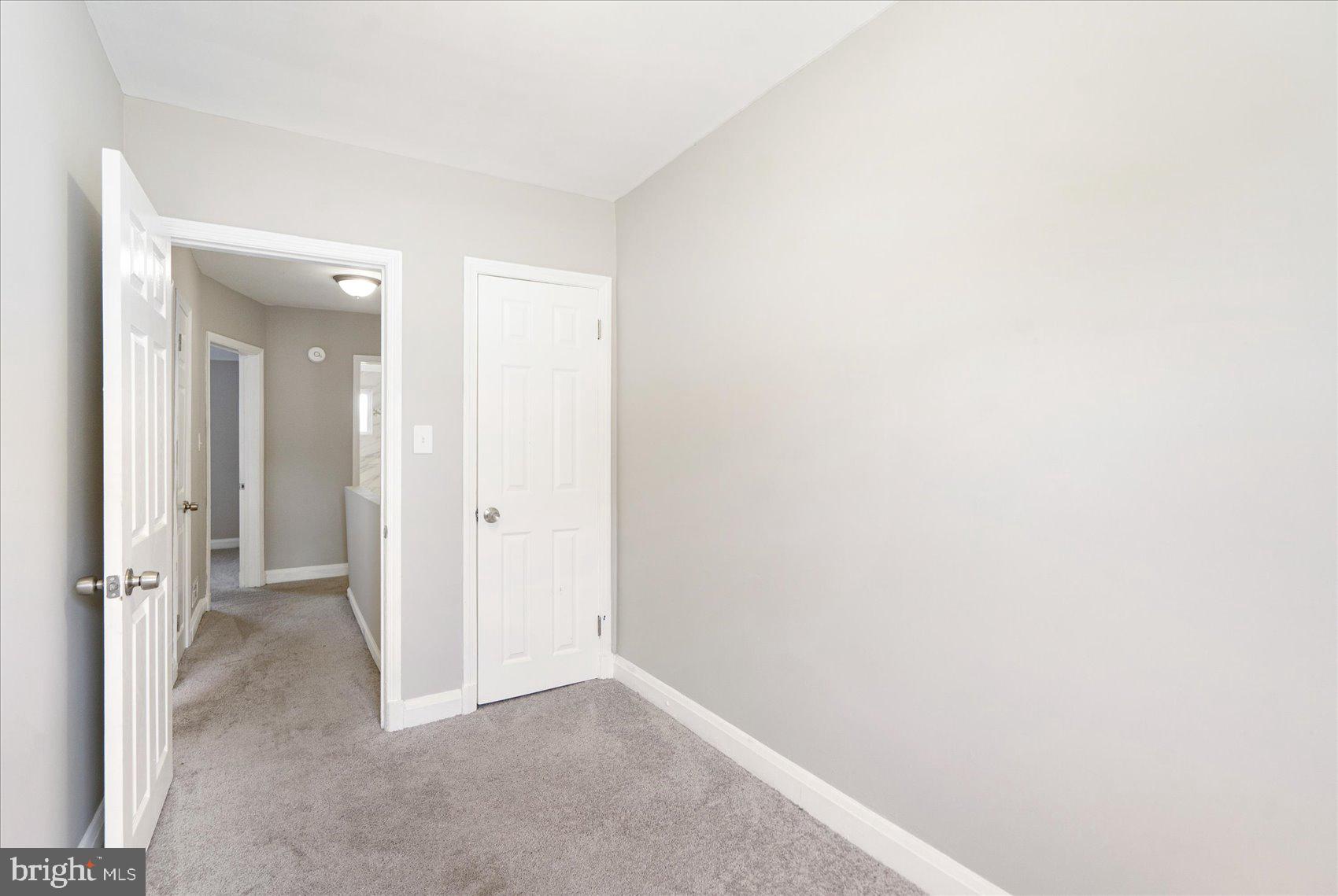 MIDDLESEX - Residential