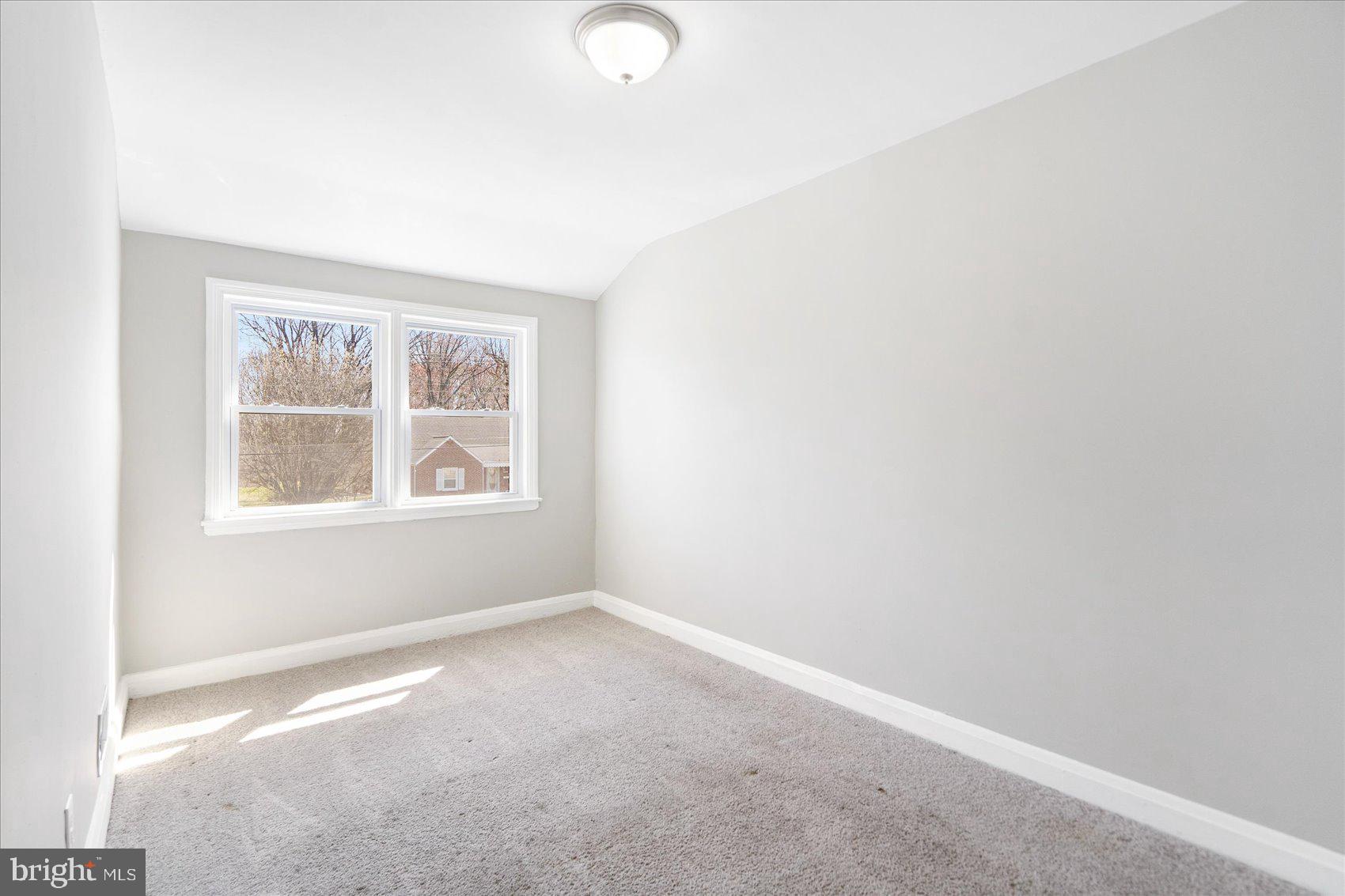 MIDDLESEX - Residential