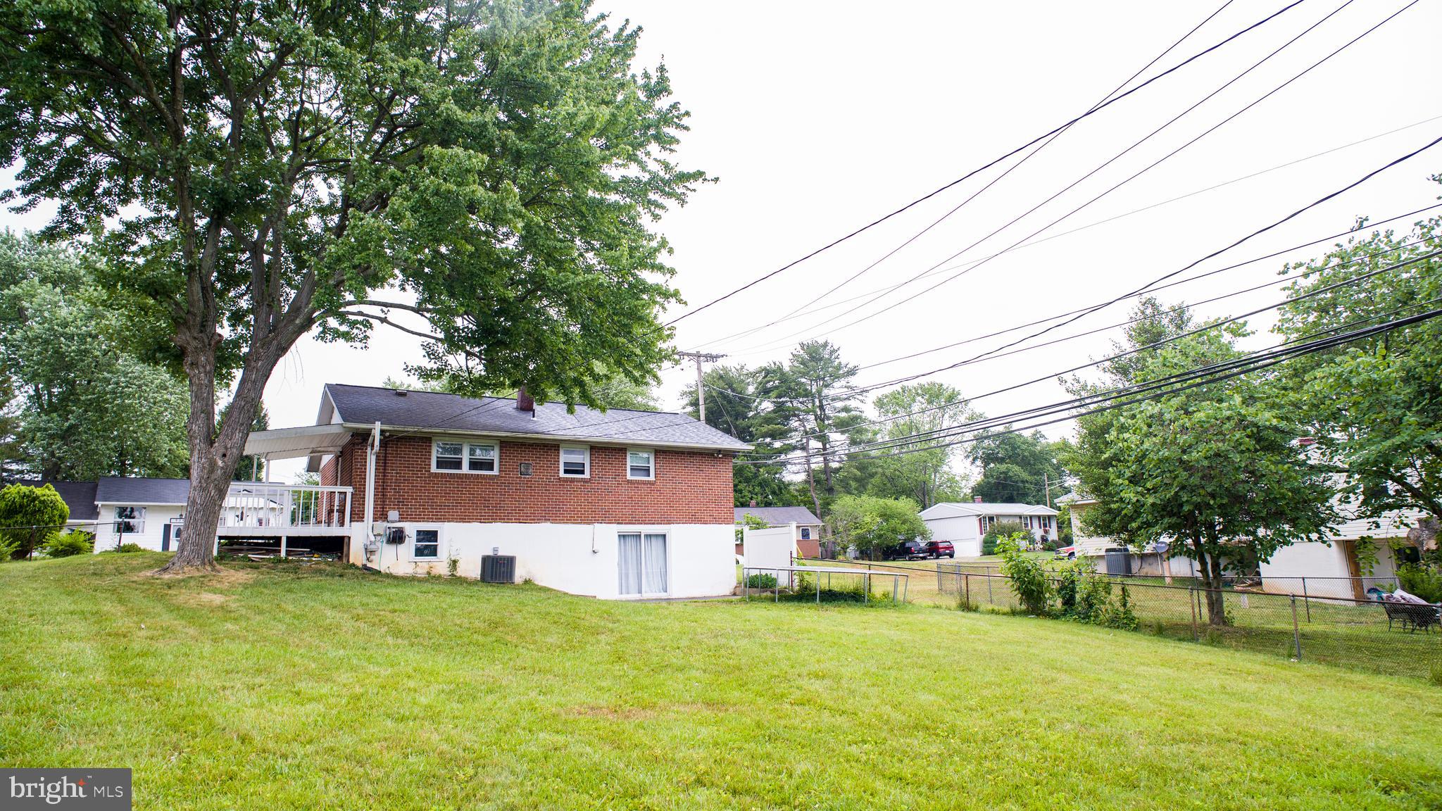 SUBURBIA - Residential