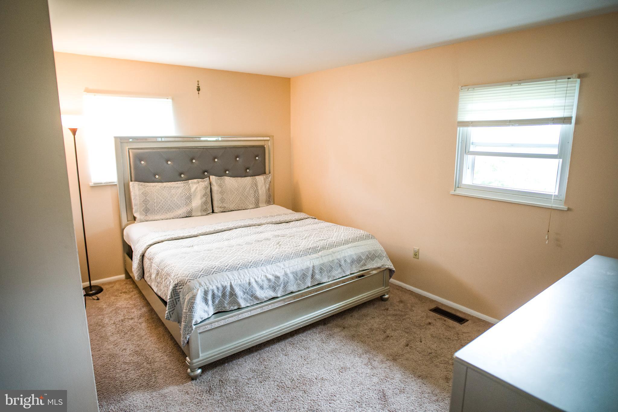 SUBURBIA - Residential