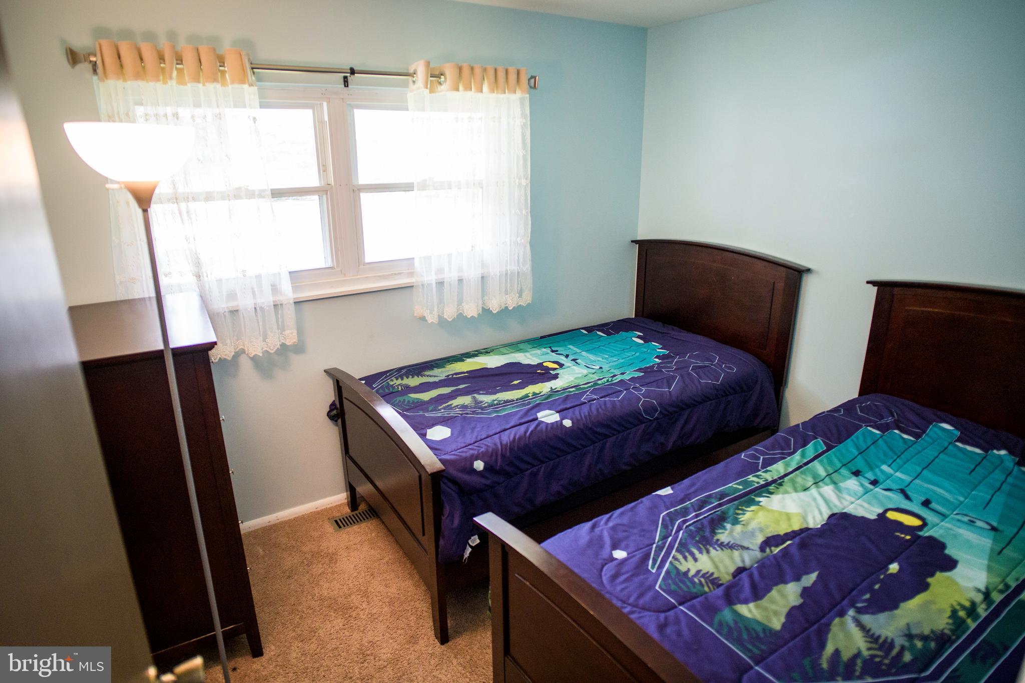 SUBURBIA - Residential